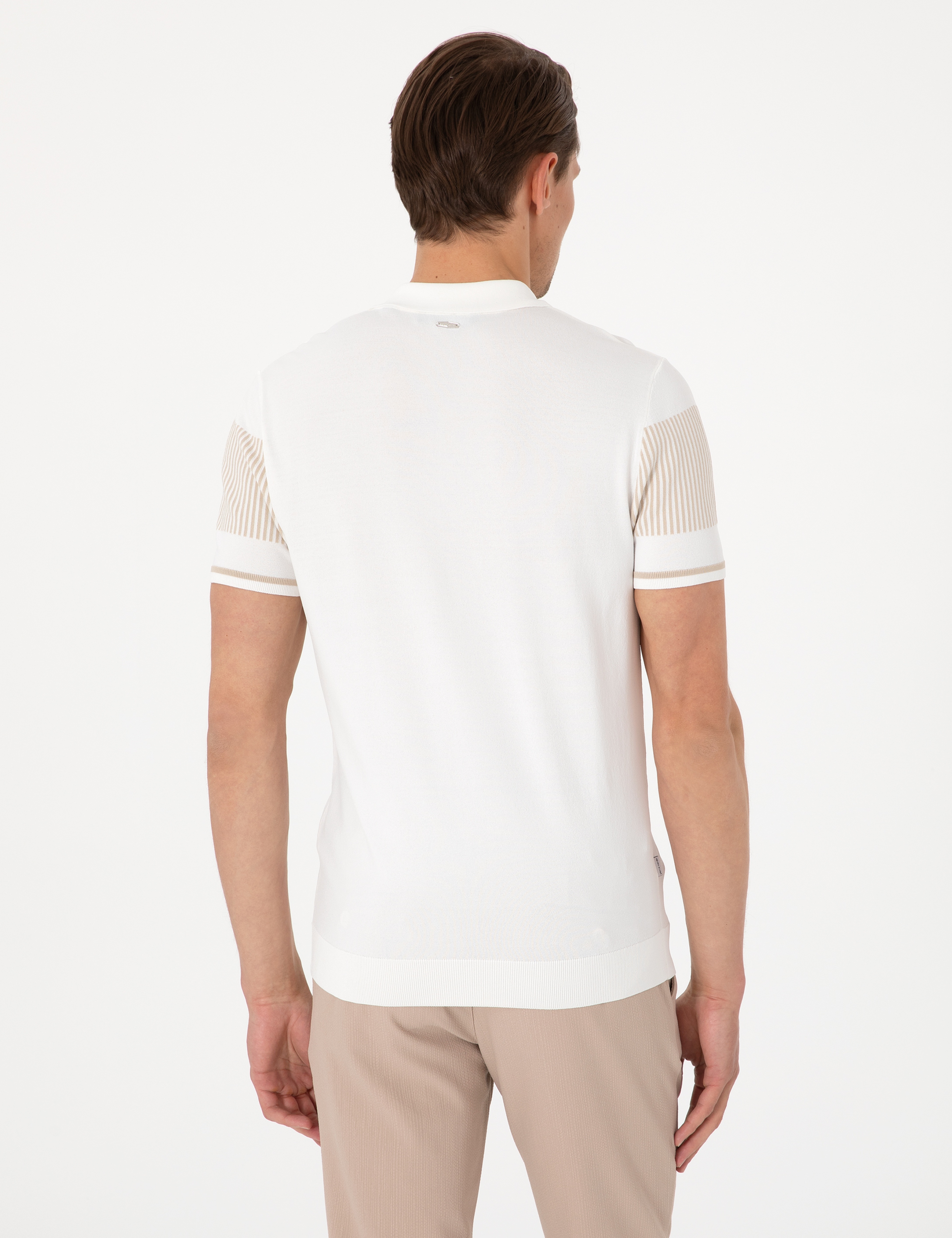 Ekru Slim Fit Fermuarlı Polo Yaka Triko Tişört - Image 5