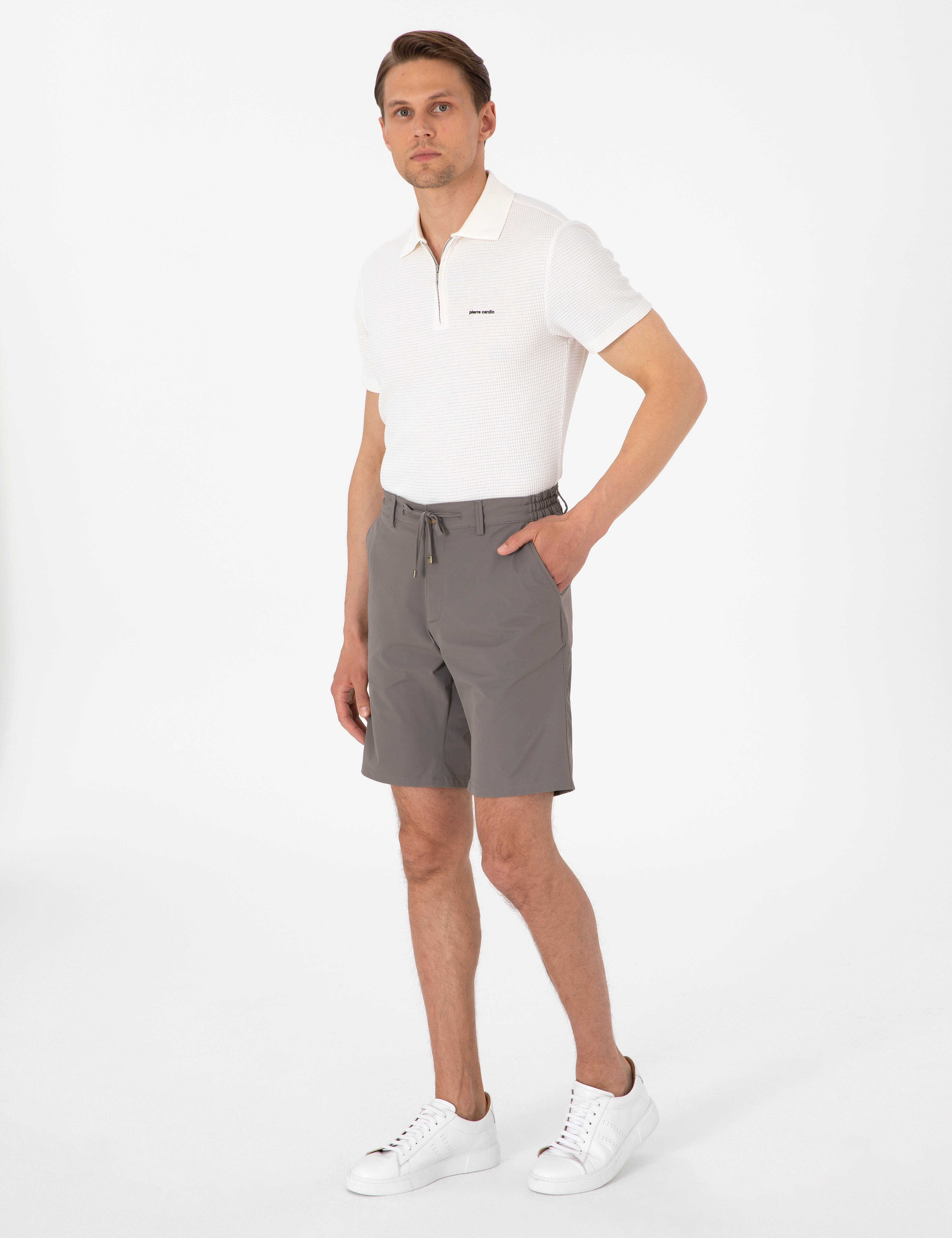 Vizon Slim Fit Beli Lastikli Bağcıklı Dokuma Şort - Image 3