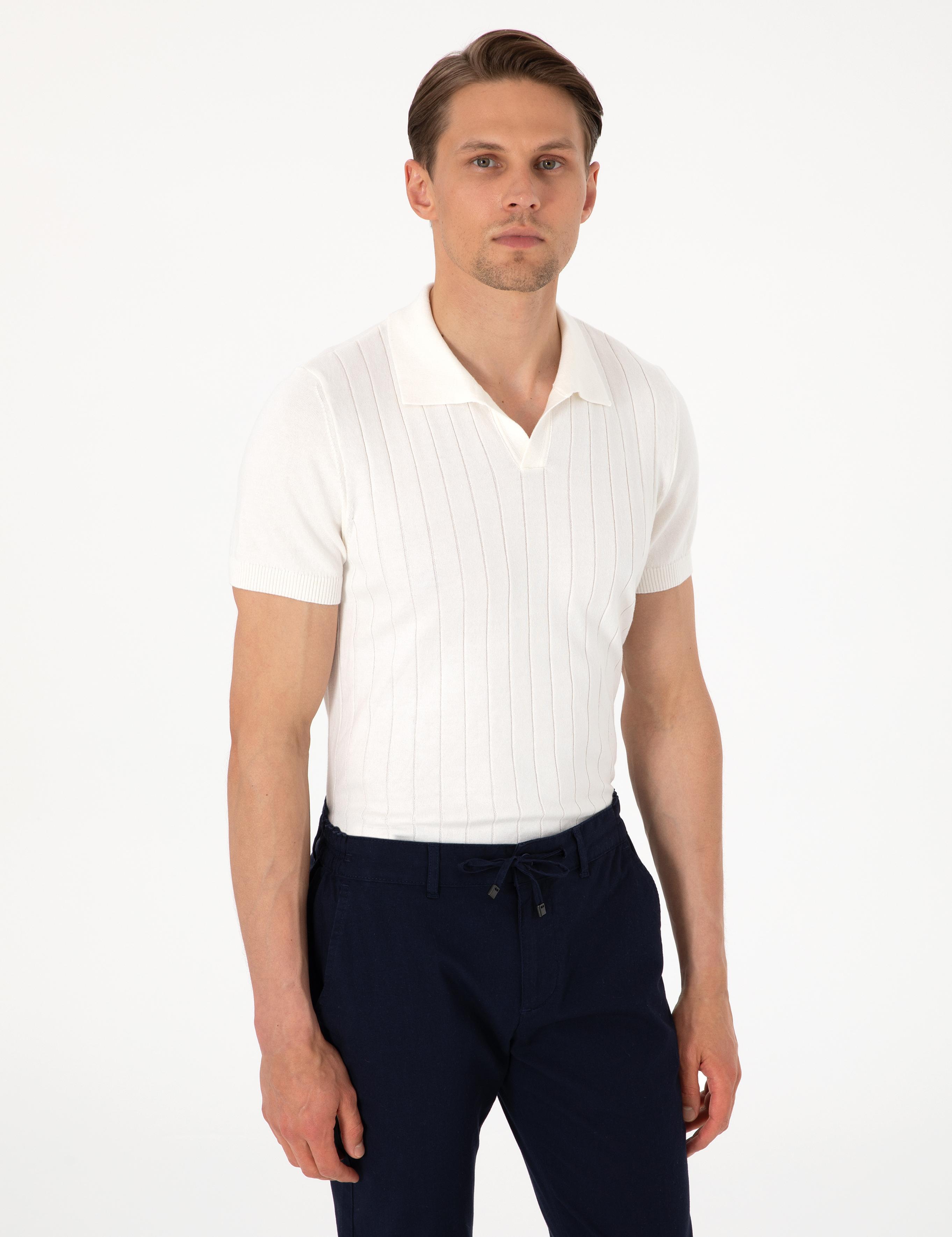 Ekru Slim Fit %100 Pamuk Polo Yaka Triko Tişört
