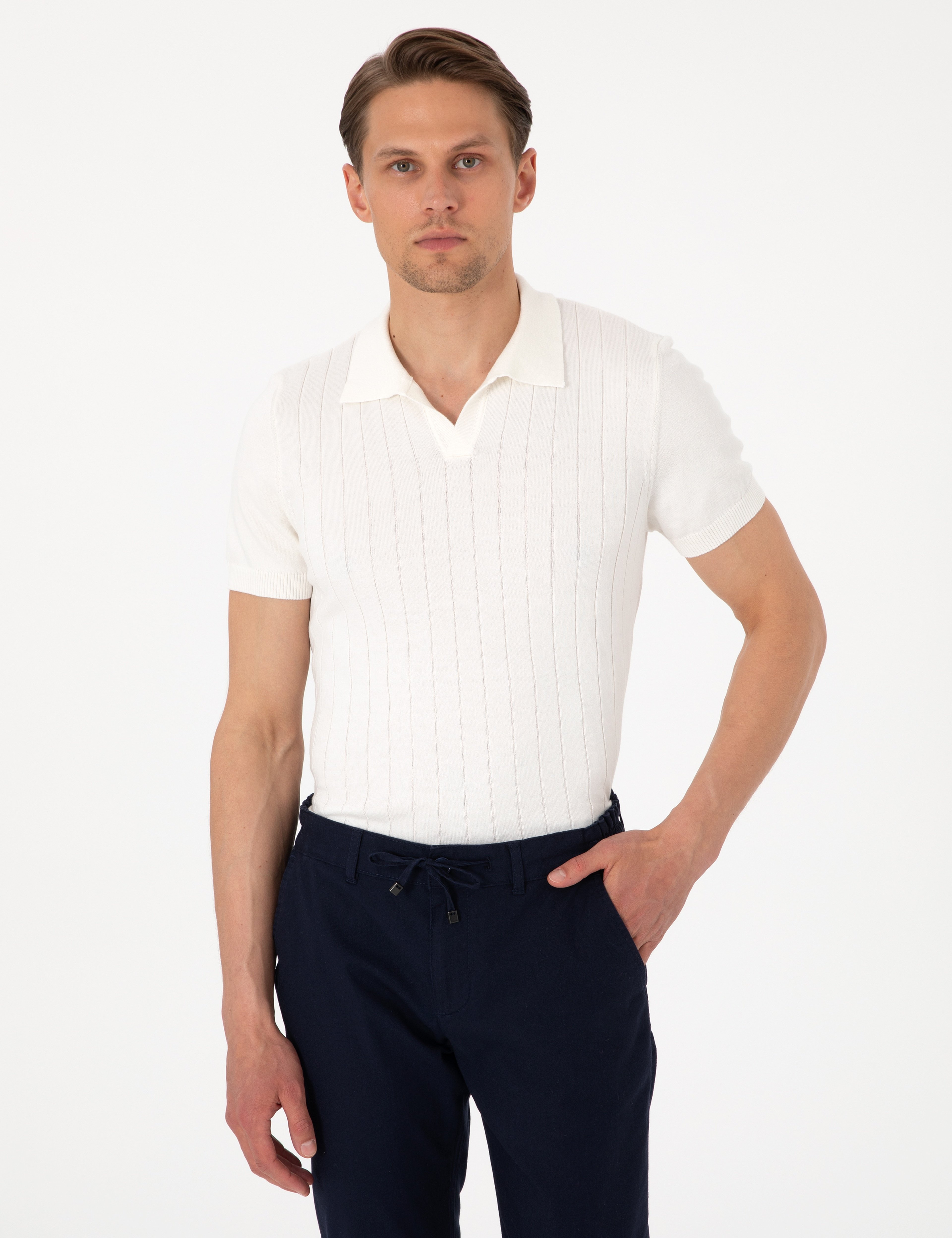 Ekru Slim Fit %100 Pamuk Polo Yaka Triko Tişört - Image 1