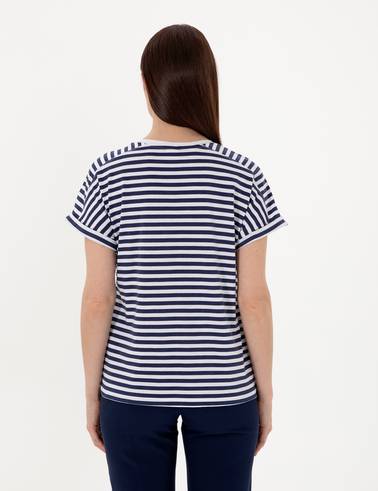 Beyaz Comfort Fit Tişört