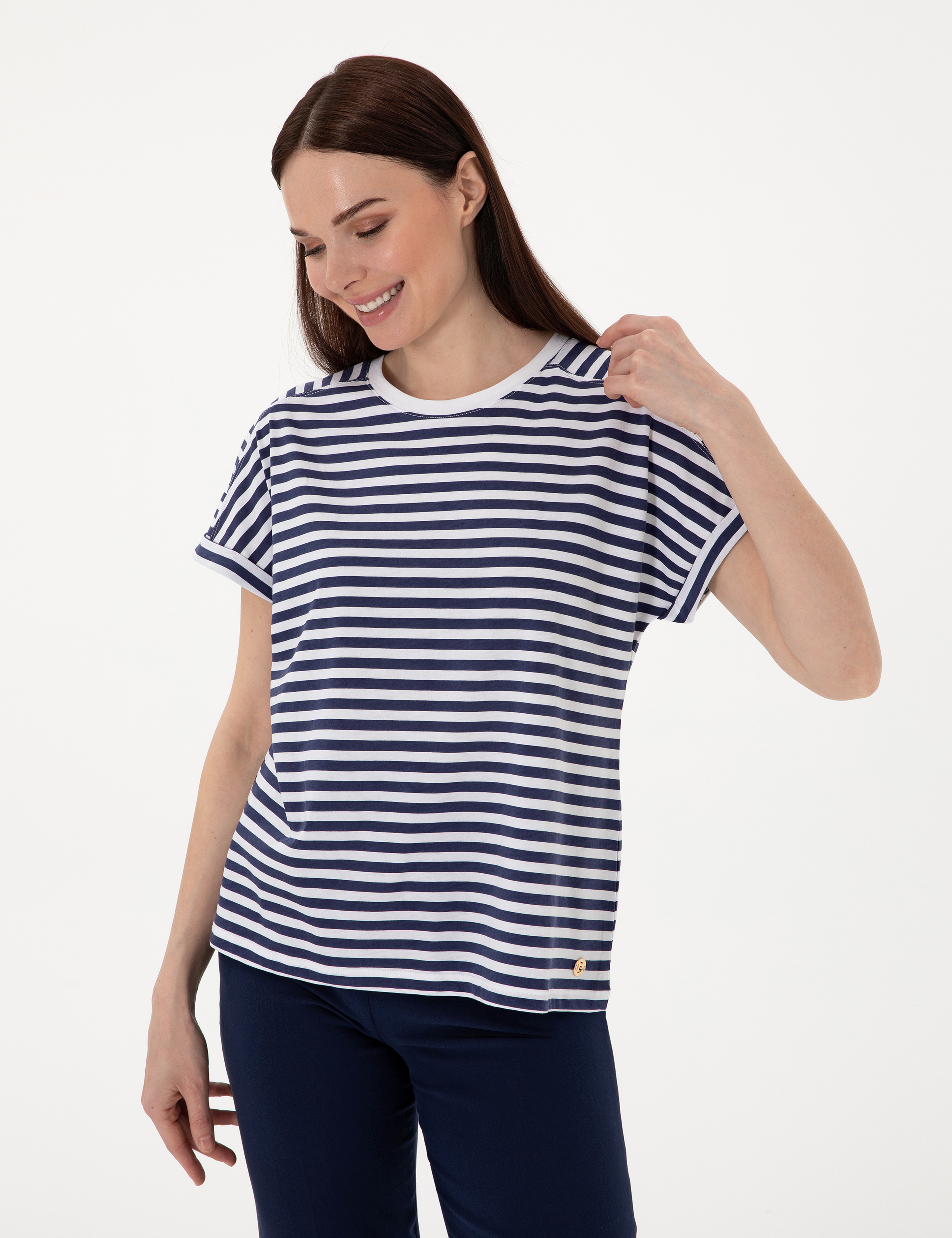 Beyaz Comfort Fit Tişört - Image 3