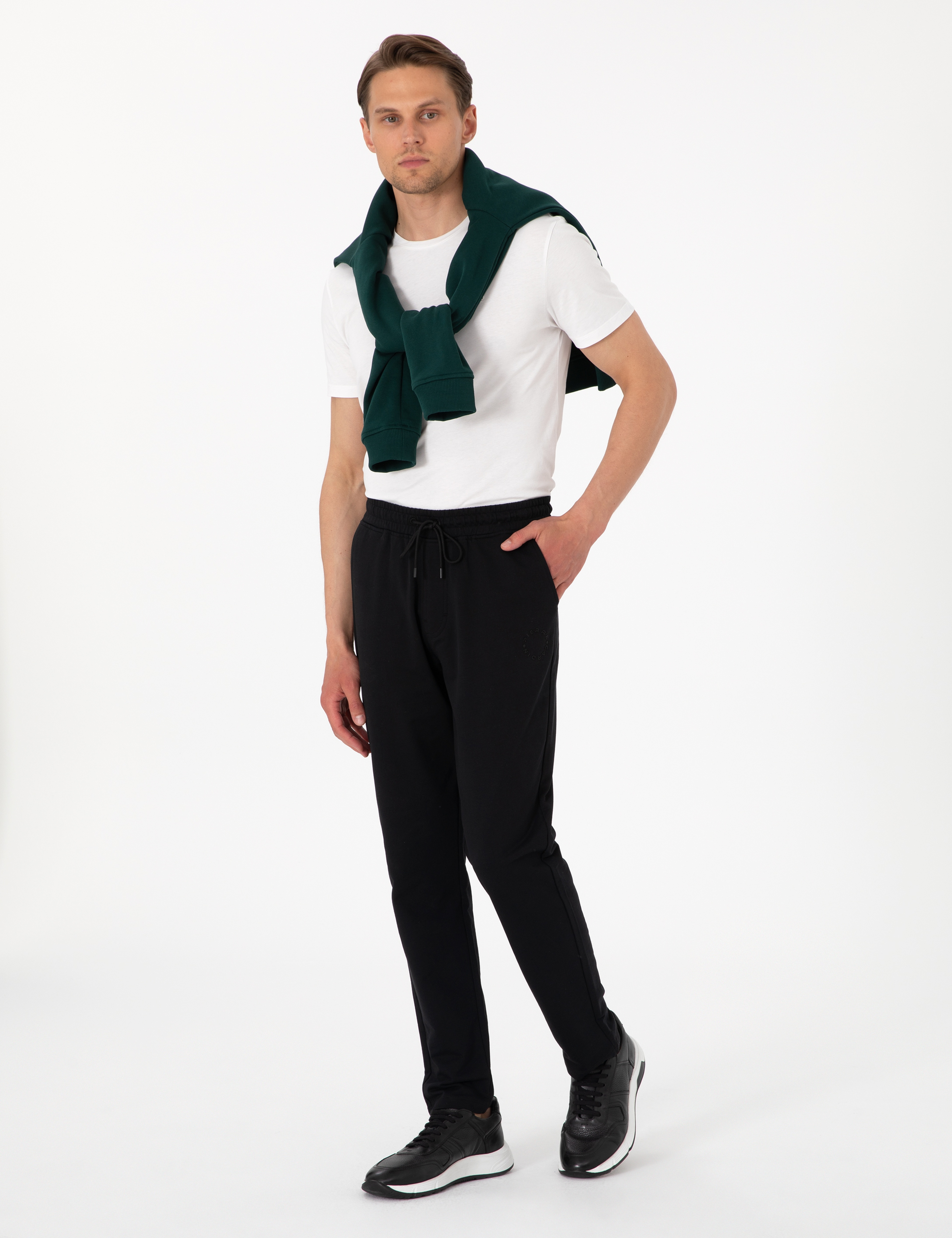 Siyah Slim Fit Eşofman Altı - Image 3