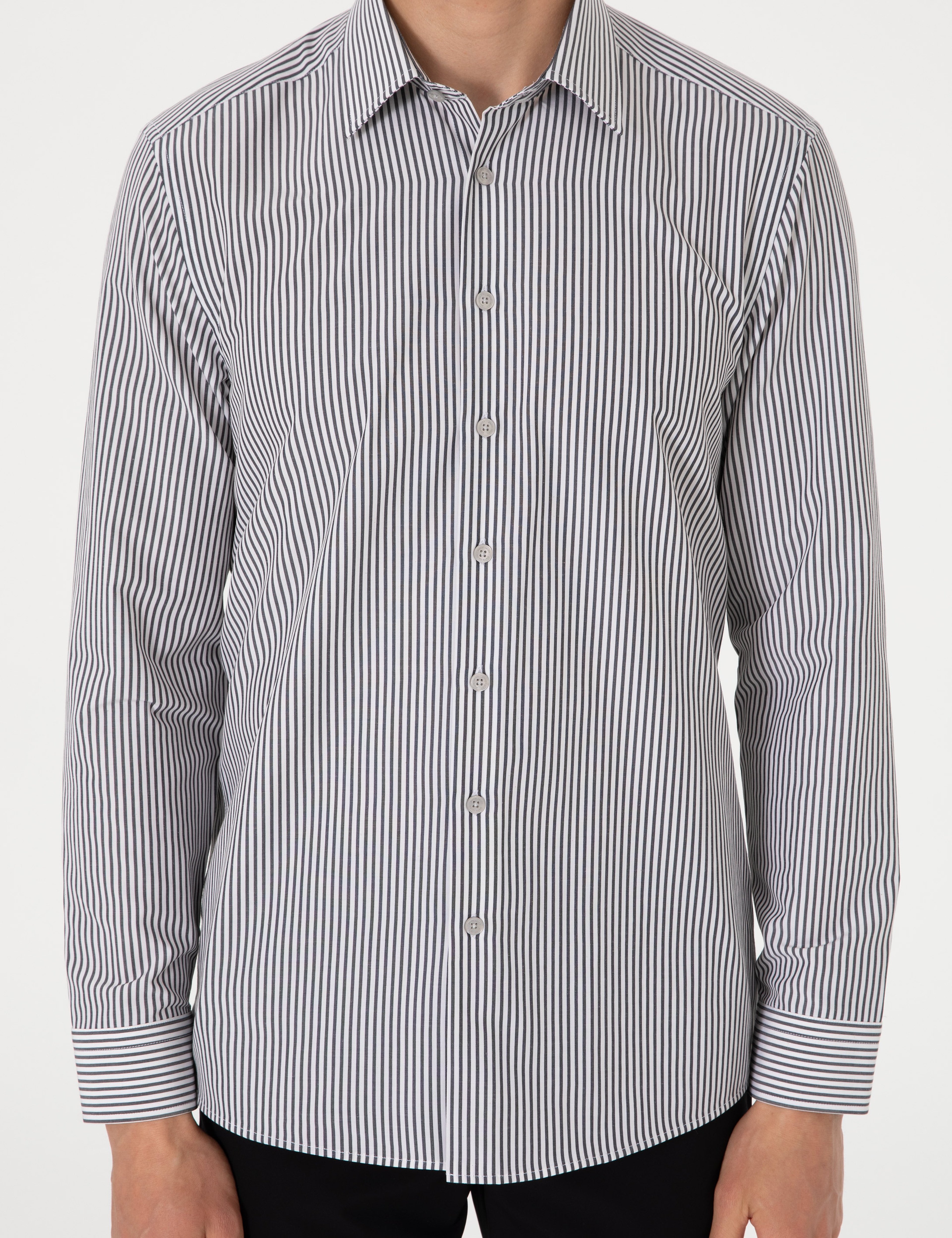 Siyah Slim Fit Çizgili Uzun Kollu Gömlek