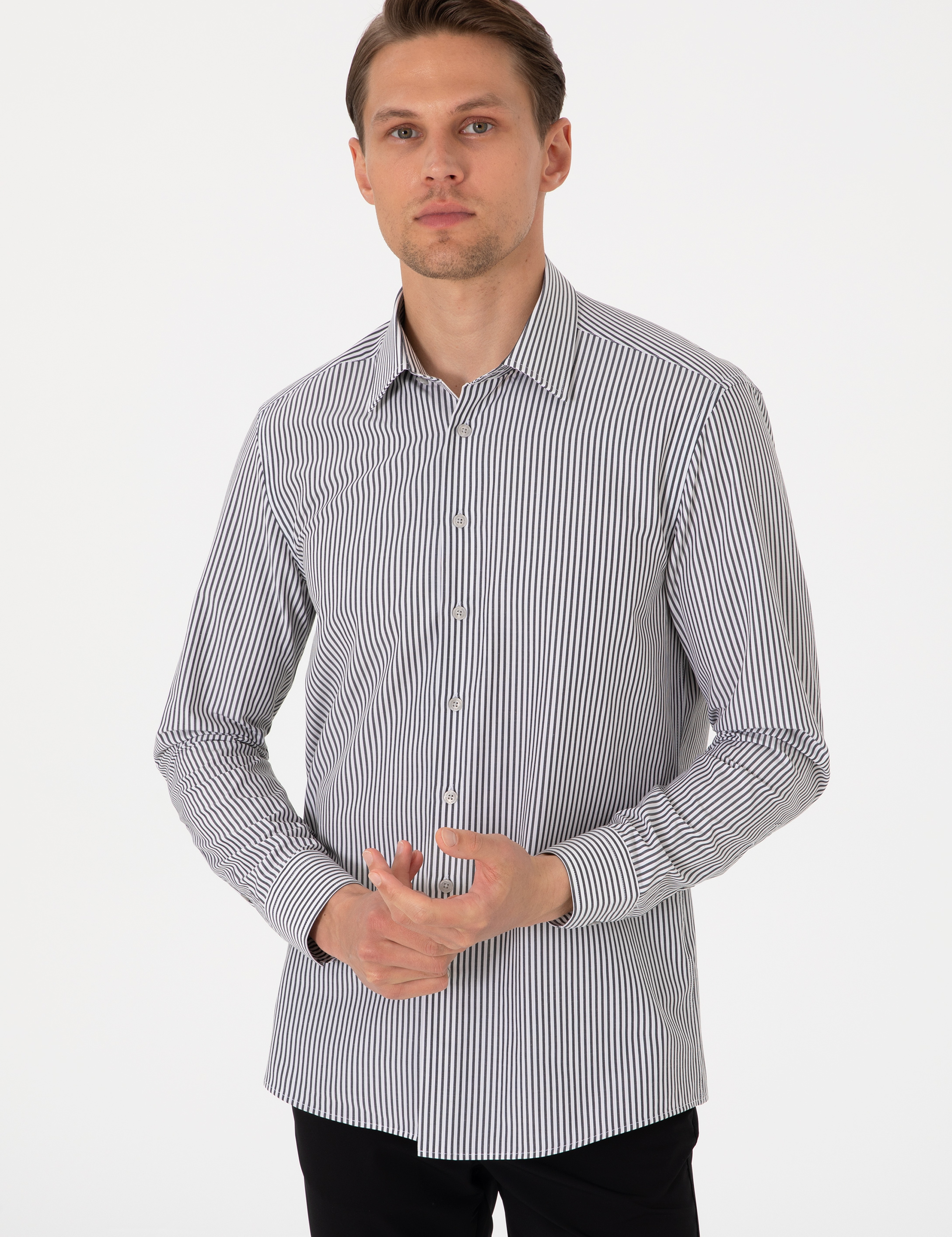 Siyah Slim Fit Çizgili Uzun Kollu Gömlek - Image 3