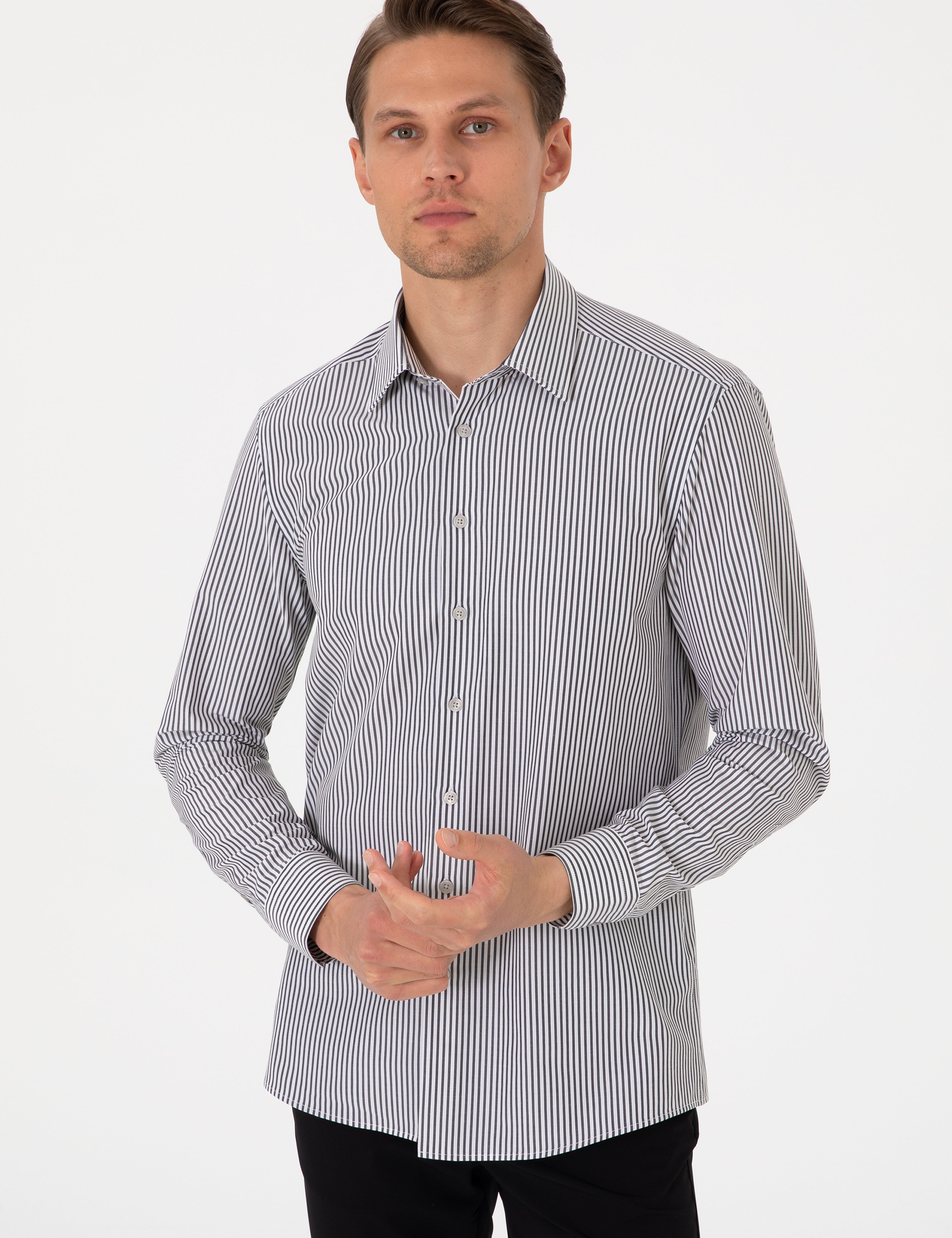 Siyah Slim Fit Çizgili Uzun Kollu Gömlek
