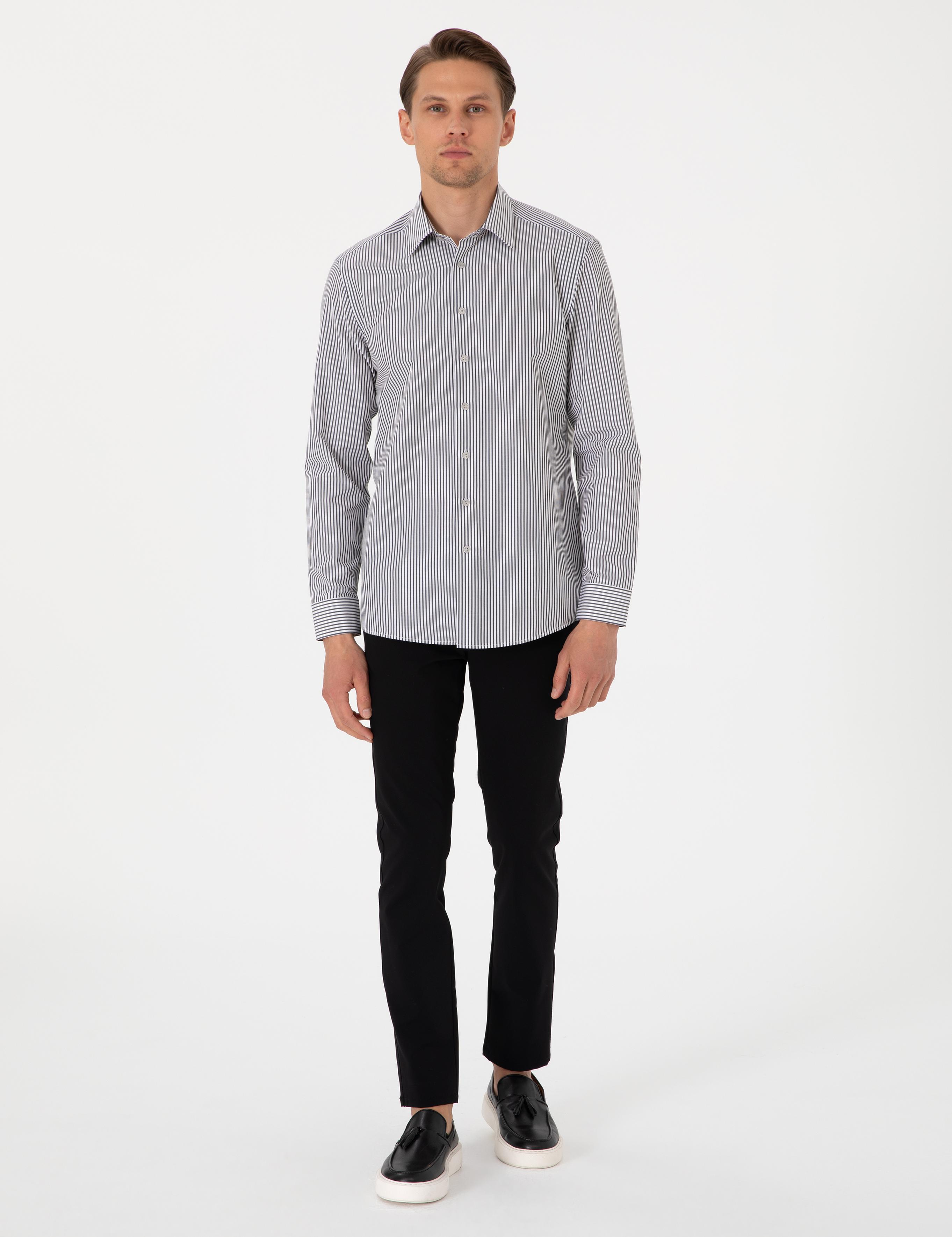 Siyah Slim Fit Çizgili Uzun Kollu Gömlek