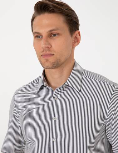 Siyah Slim Fit Çizgili Uzun Kollu Gömlek