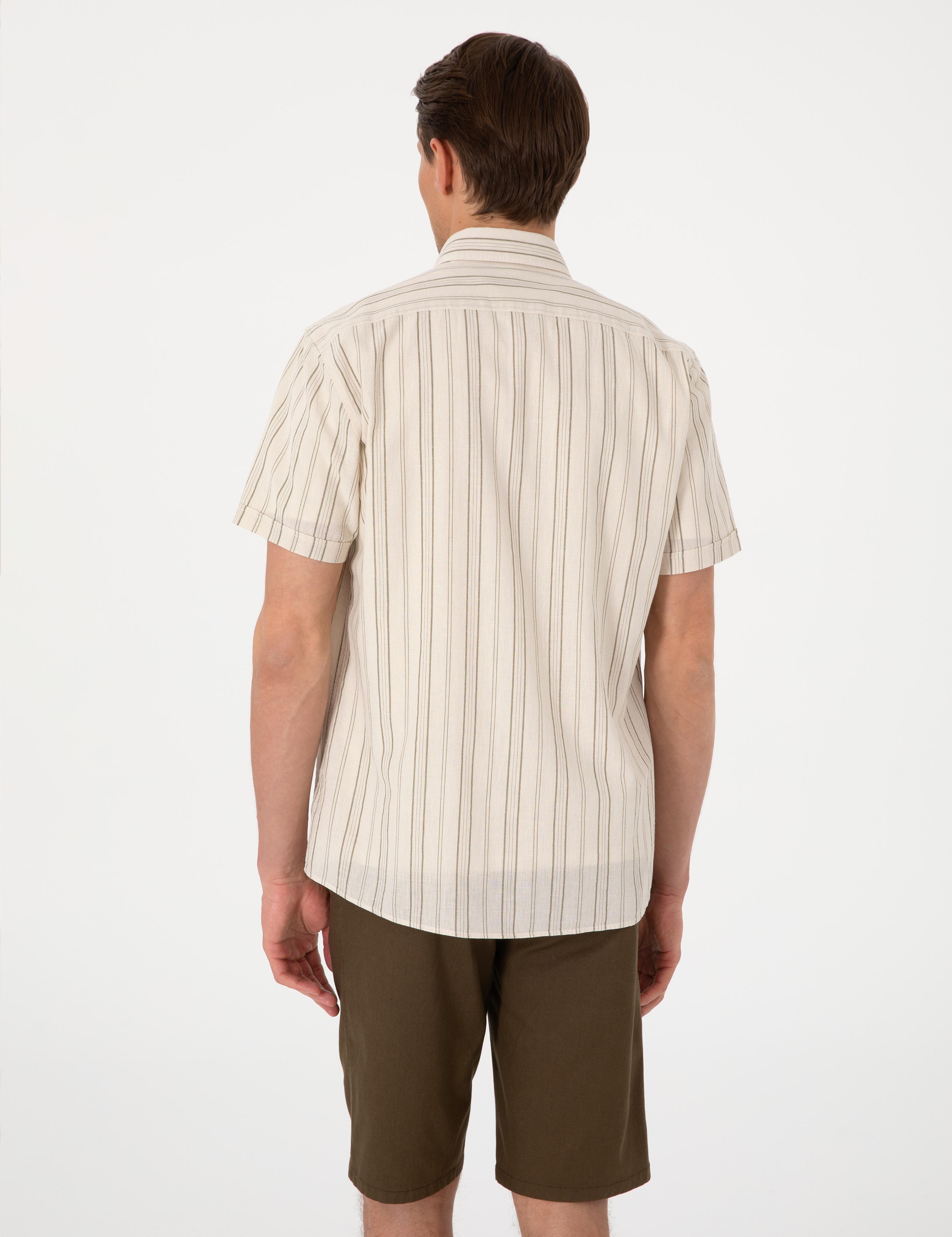 Bej Keten Karışımlı Çizgili Regular Fit Kısa Kollu Gömlek