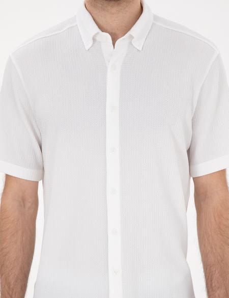 Beyaz Dokulu Rahat Kalıp Kısakollu Gömlek - 50307091014