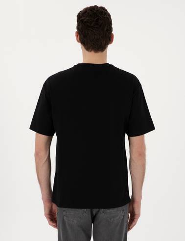 Siyah Comfort Fit Bisiklet Yaka Tişört