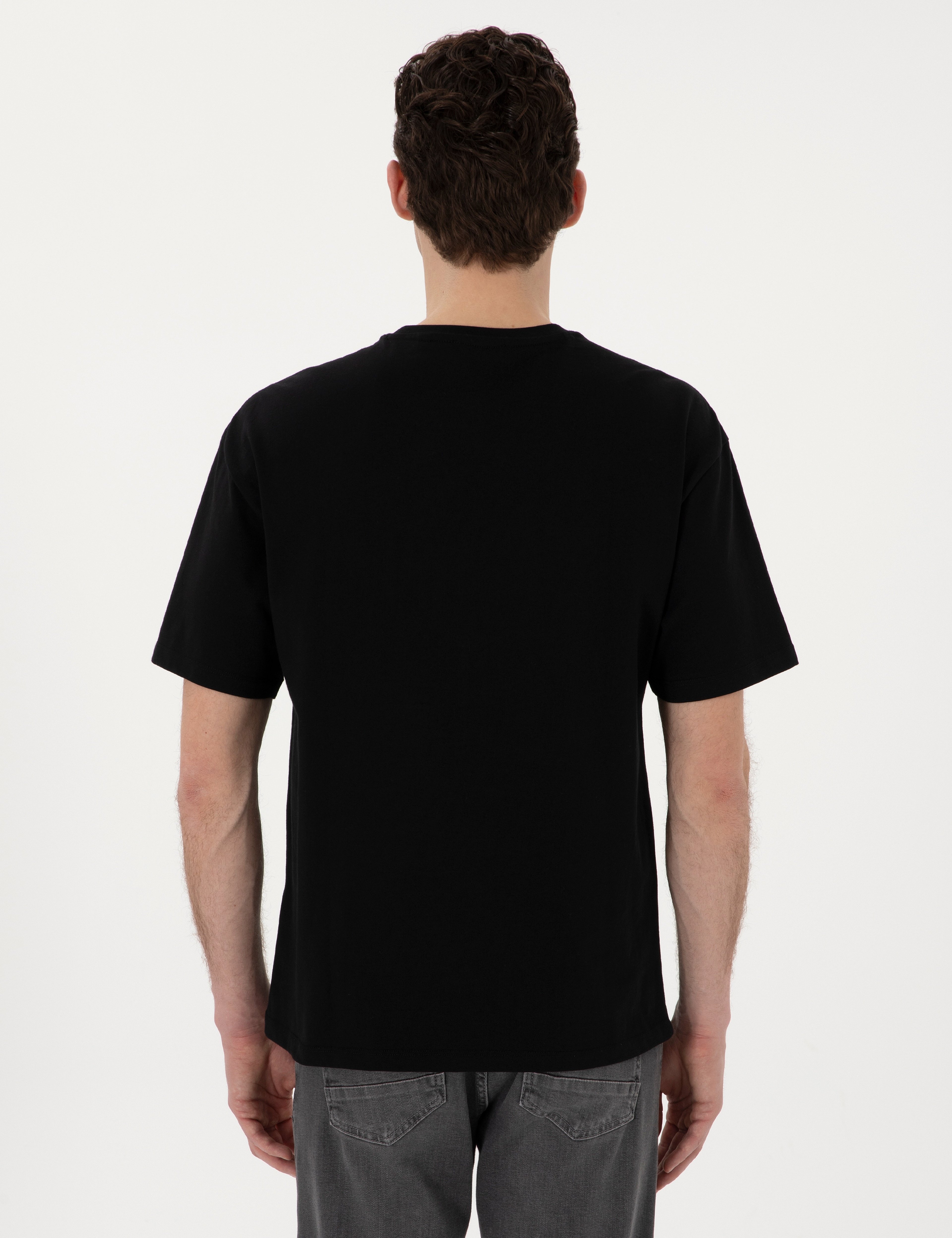 Siyah Comfort Fit Bisiklet Yaka Tişört