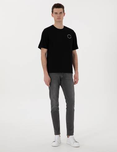 Siyah Comfort Fit Bisiklet Yaka Tişört