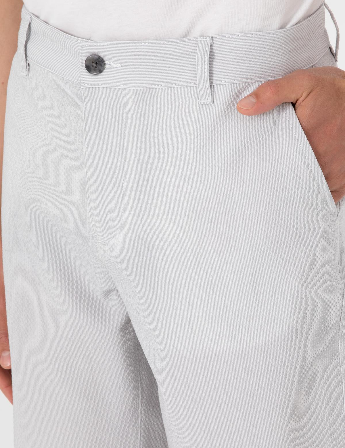 Gri Slim Fit Gofre Dokuma Şort - 50309644002