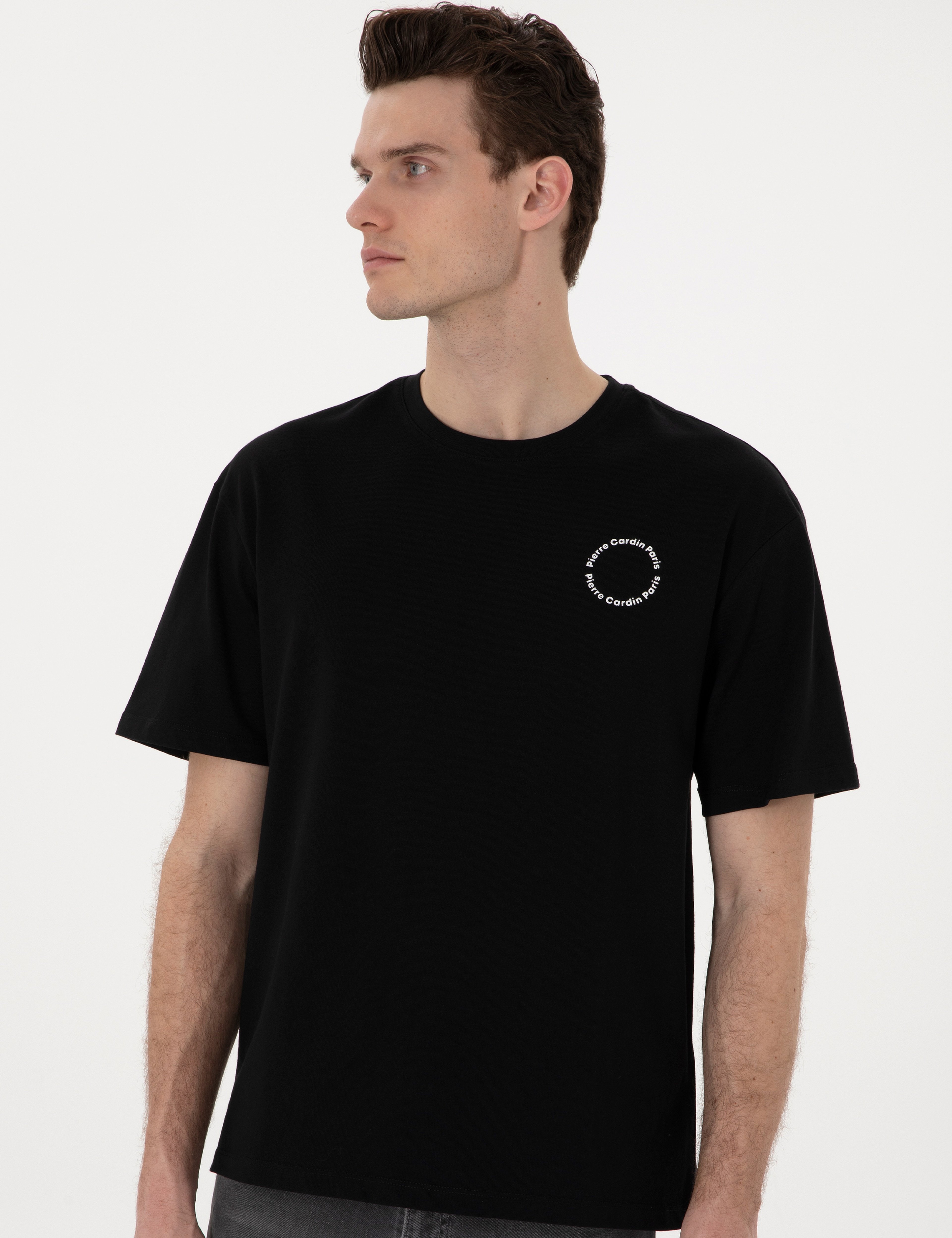 Siyah Comfort Fit Bisiklet Yaka Tişört