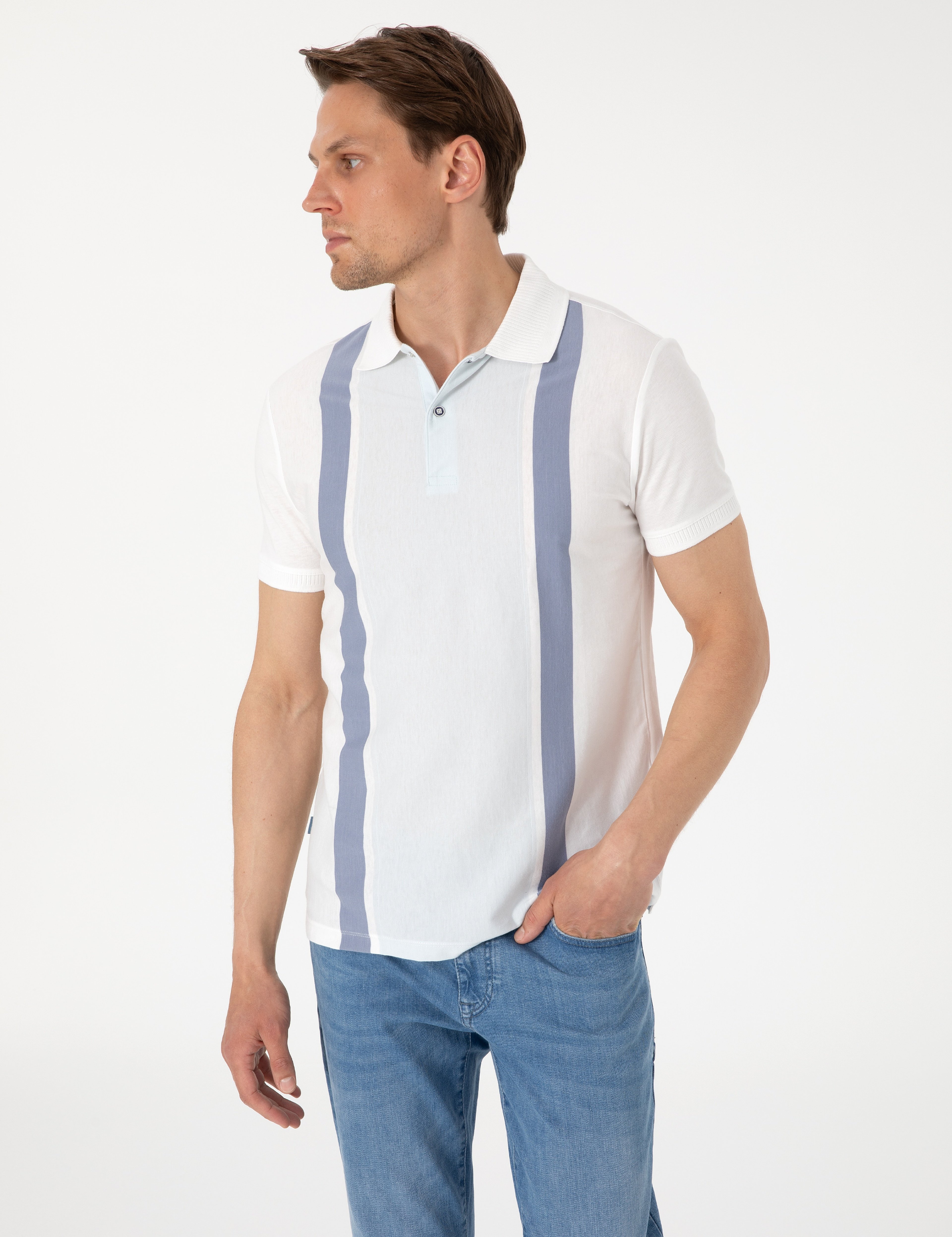 Ekru Slim Fit Tişört - Image 3