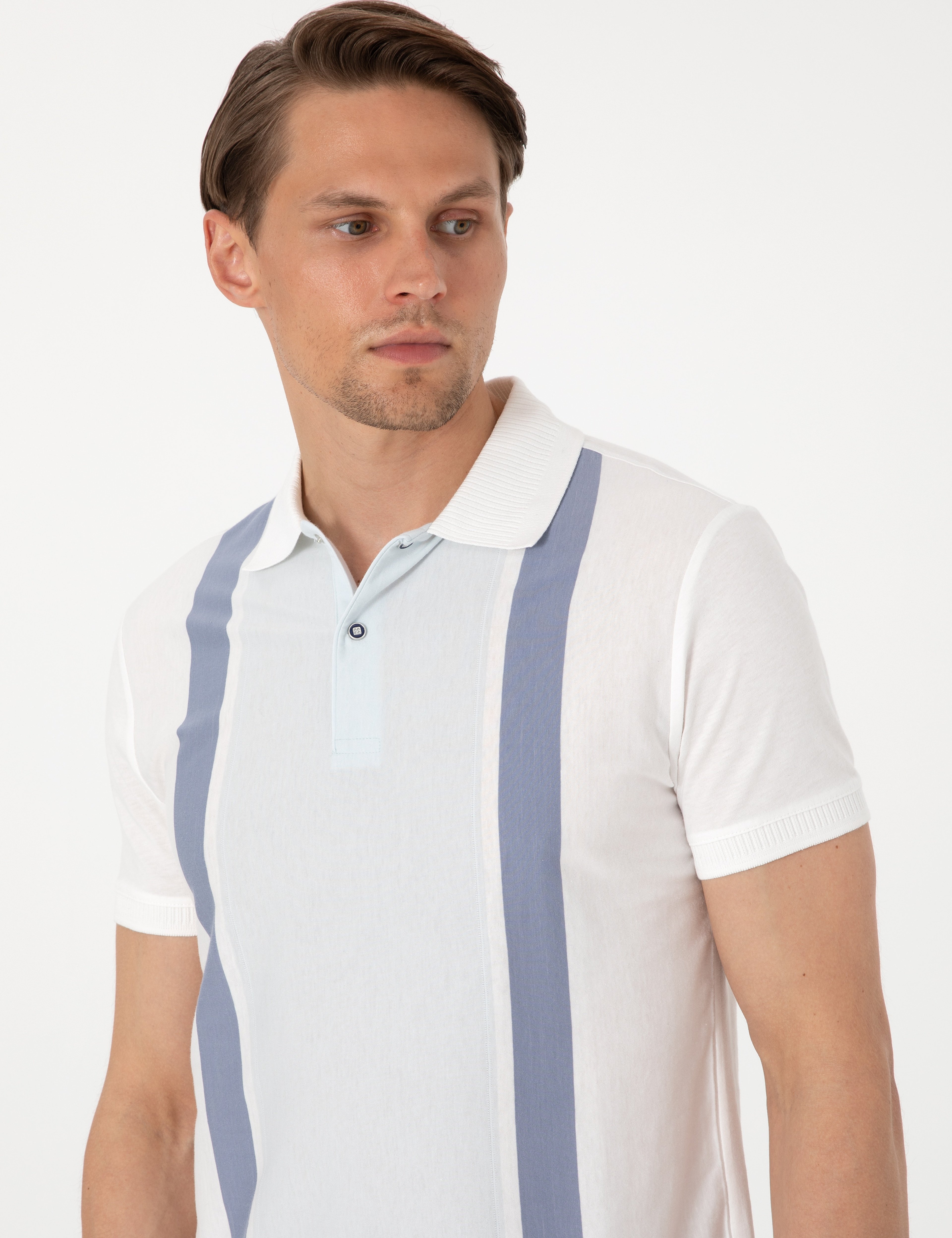 Ekru Slim Fit Tişört - Image 2