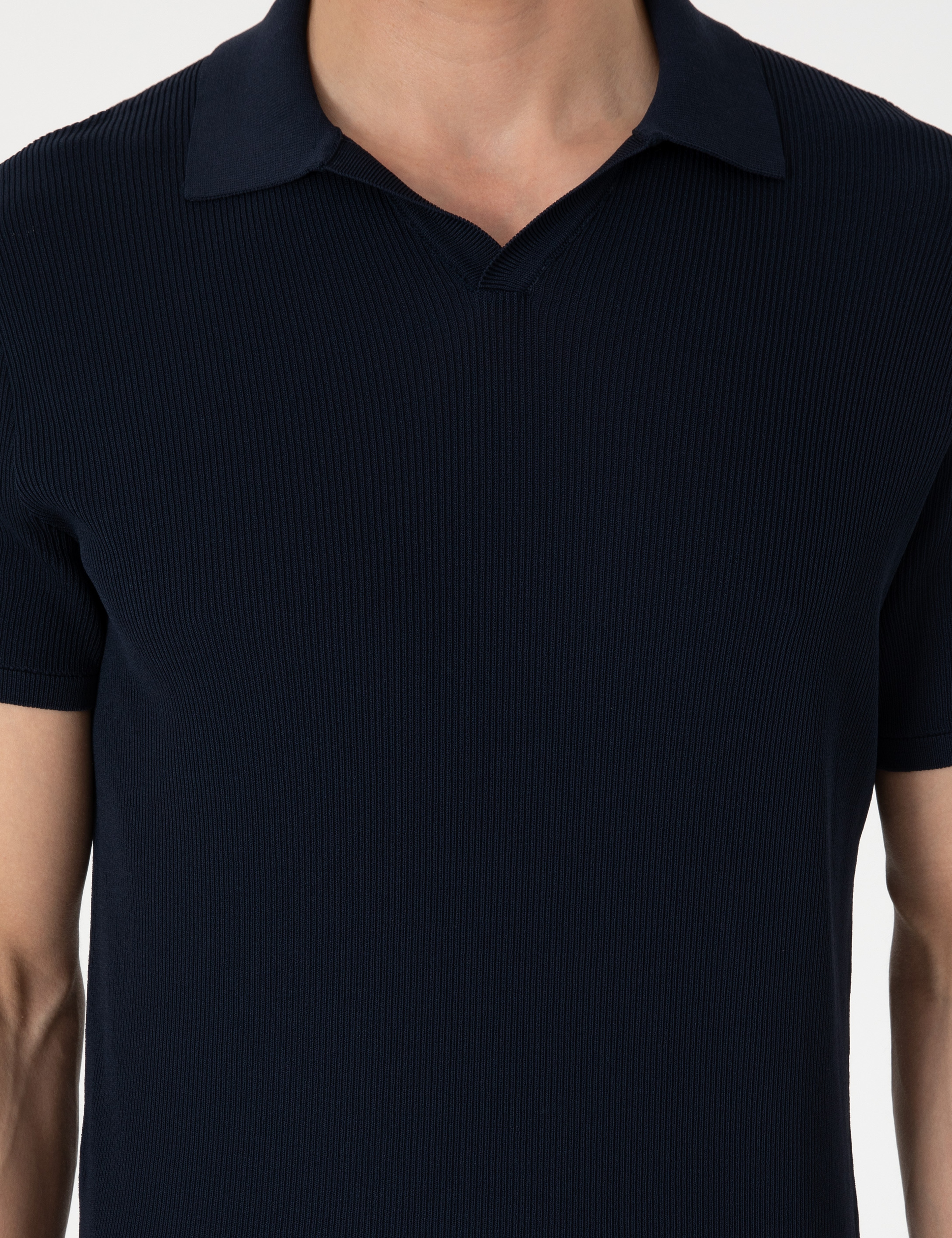 Lacivert Slim Fit Apaş Yaka Triko Tişört - Image 6