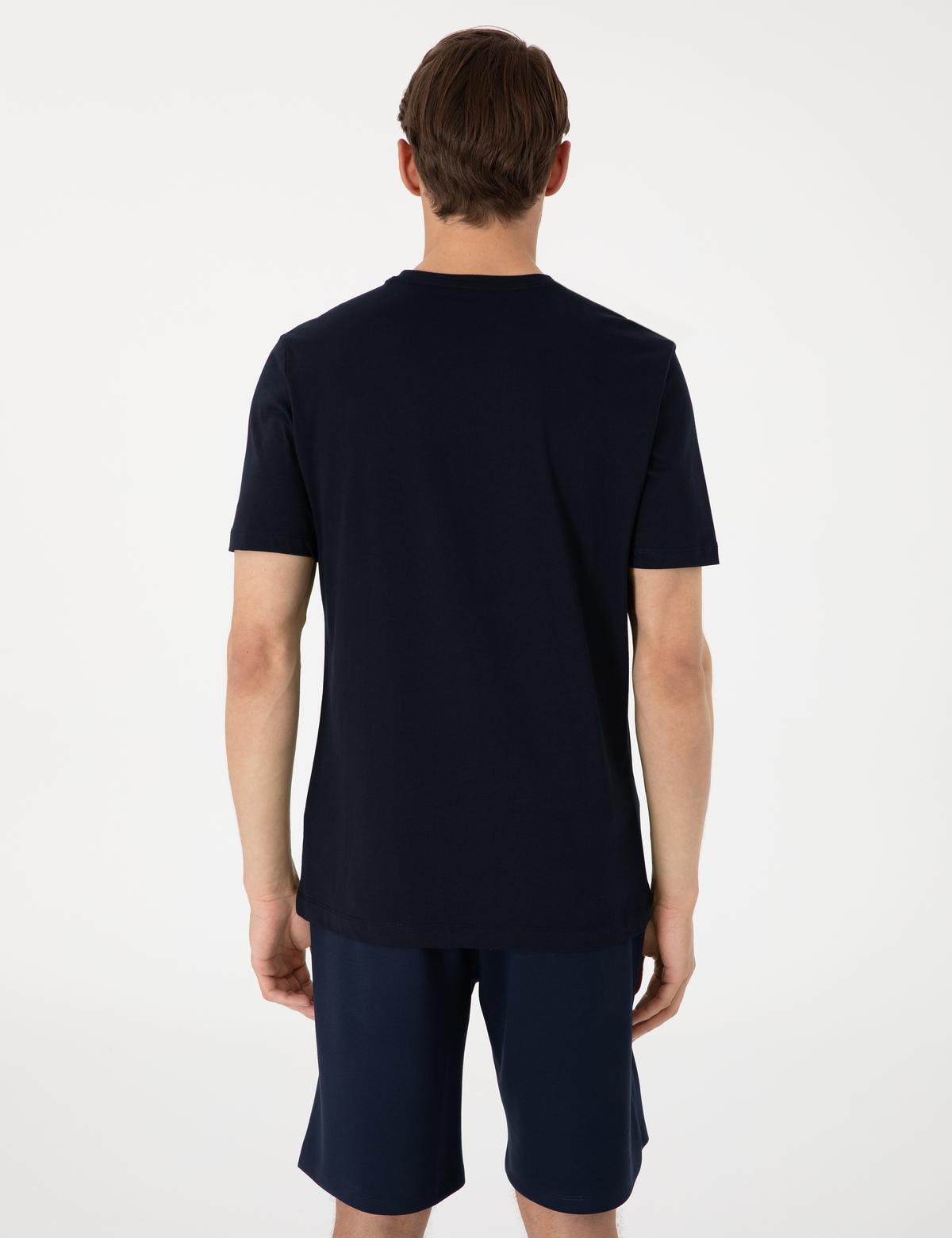 Lacivert Regular Fit Isıya Duyarlı Renk Değiştiren Baskı Çerçeveli Tişört - 50302622054