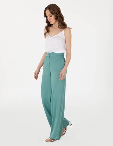 Beyaz Regular Fit Bluz