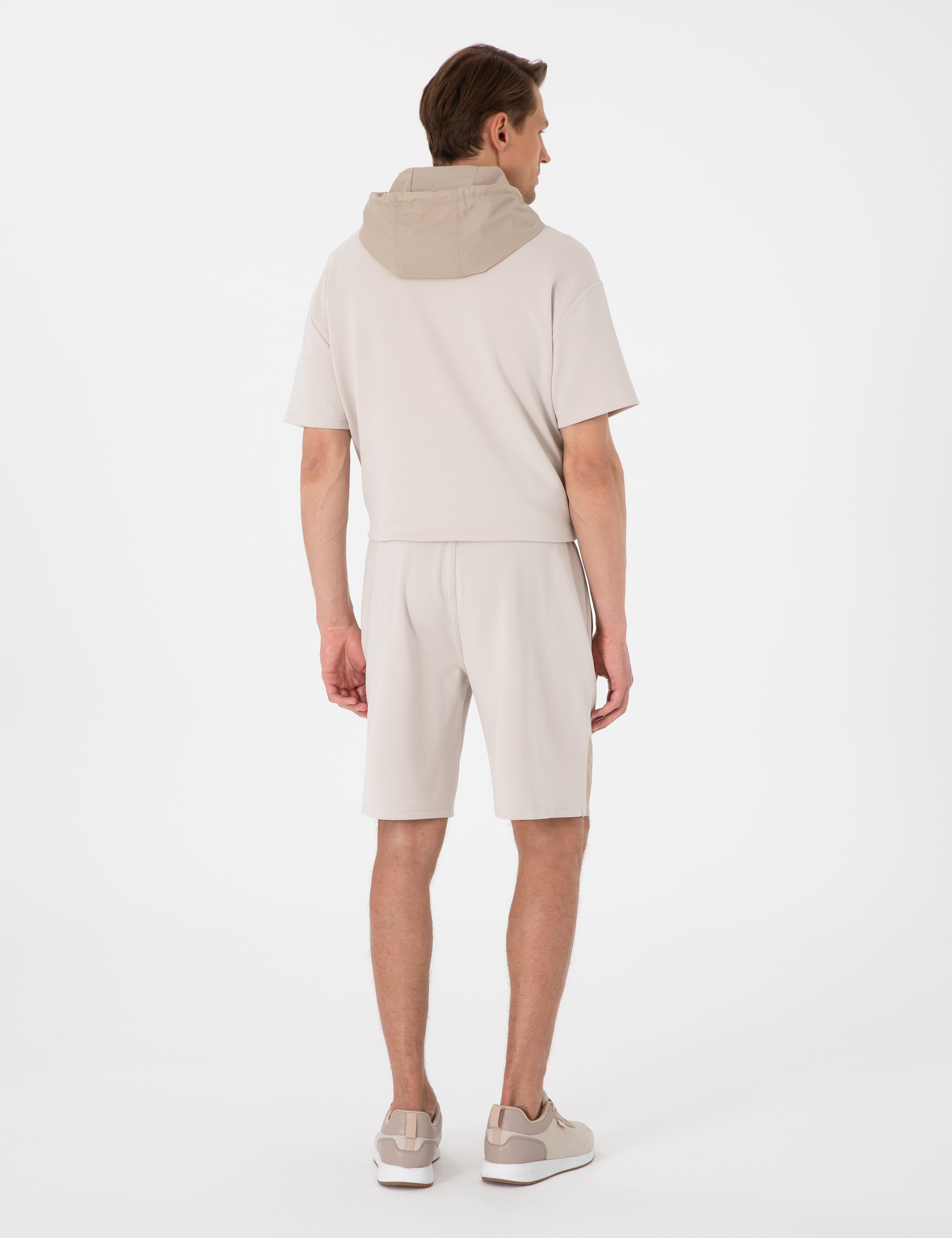 Taş Comfort Fit Modal Kumaş Örme Şort - Image 4