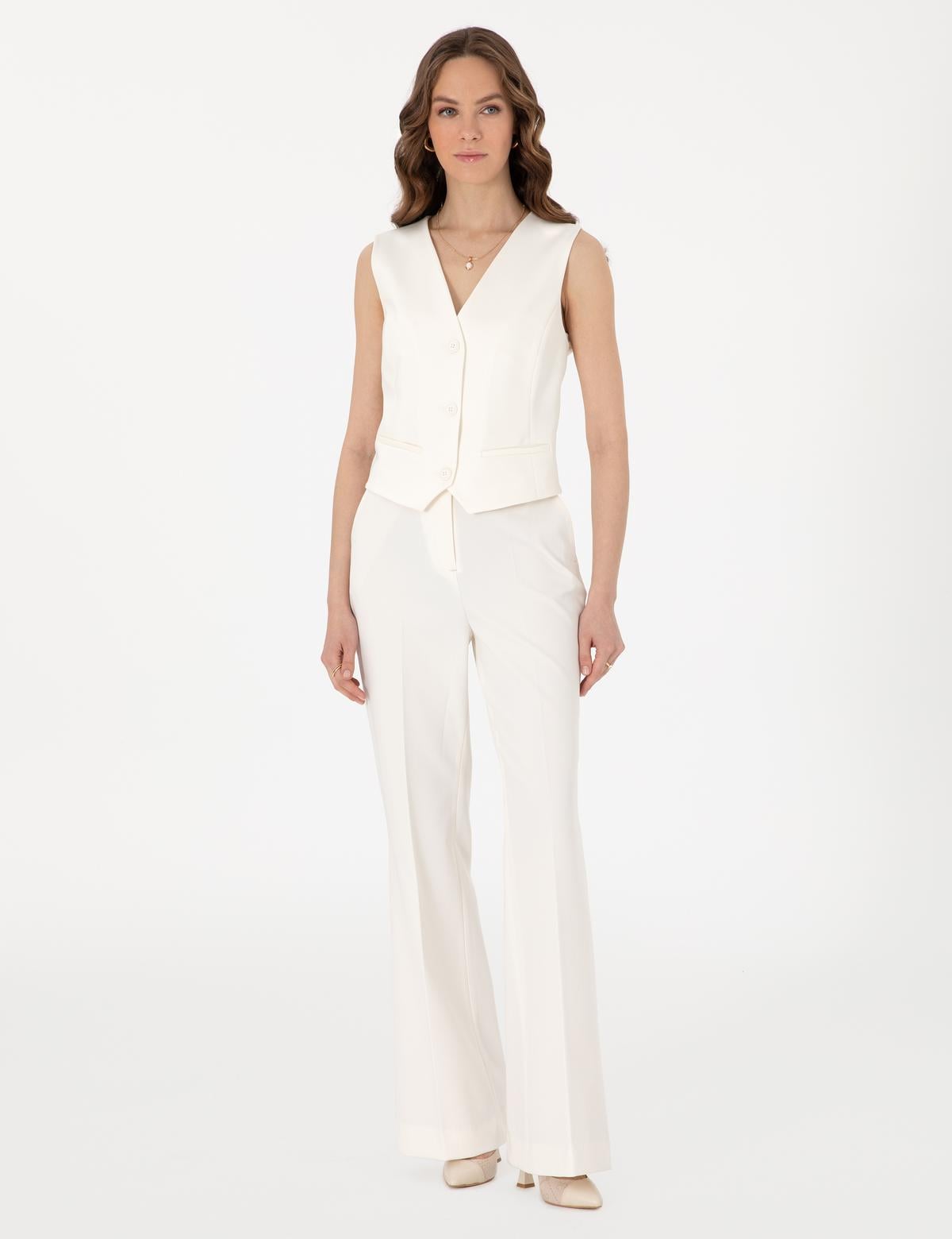 Beyaz Flare Fit Kumaş Pantolon