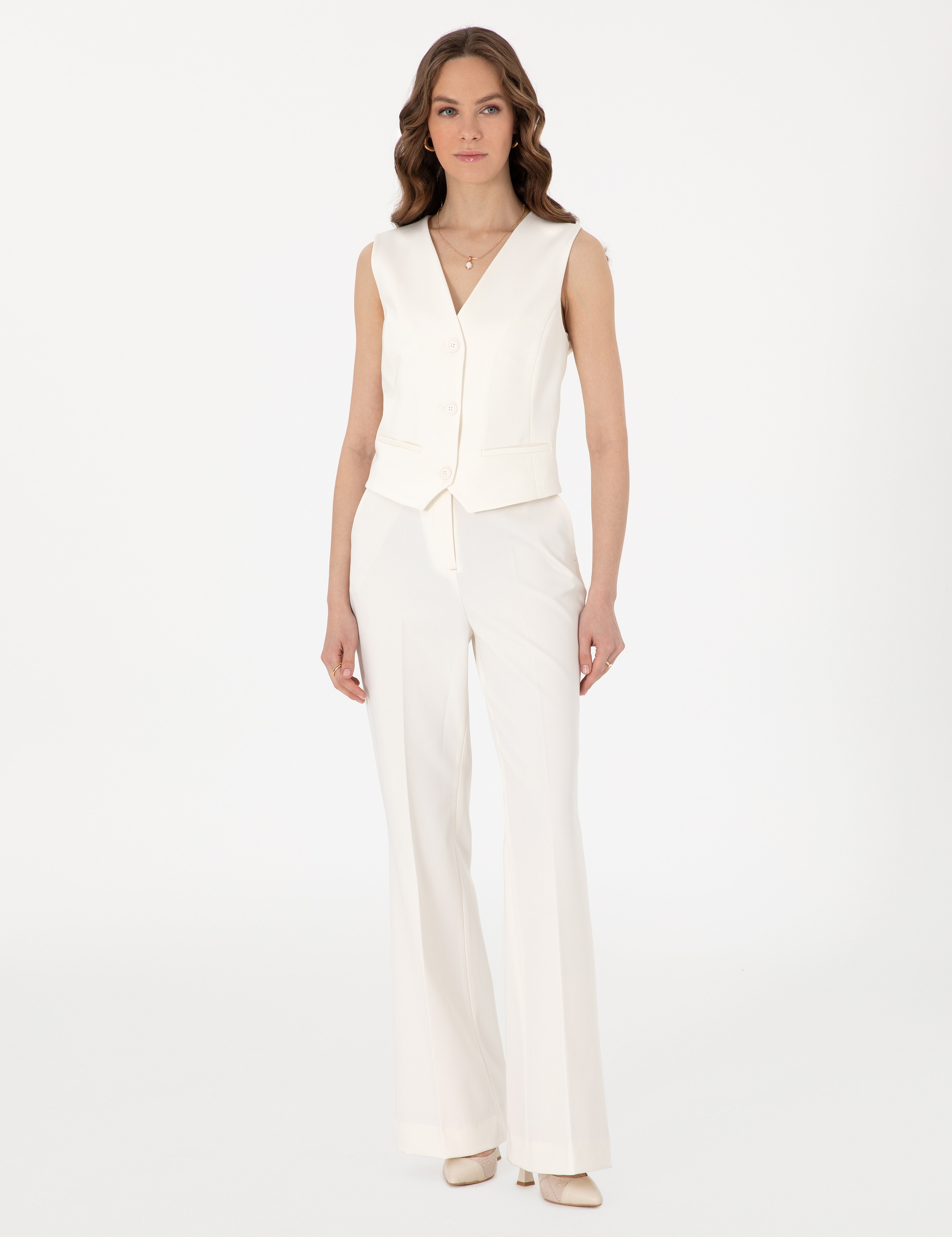 Beyaz Flare Fit Kumaş Pantolon - Image 1