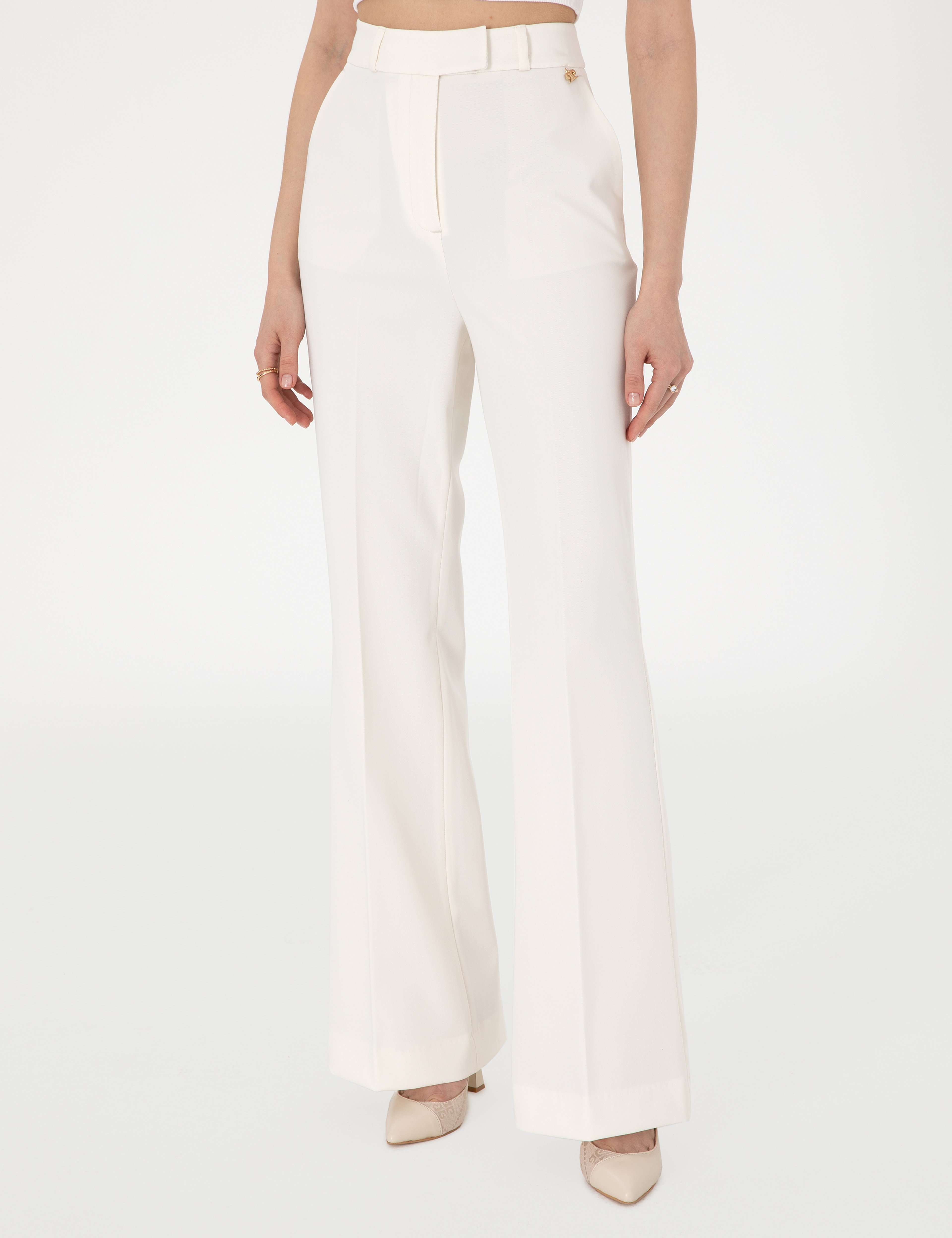 Beyaz Flare Fit Kumaş Pantolon