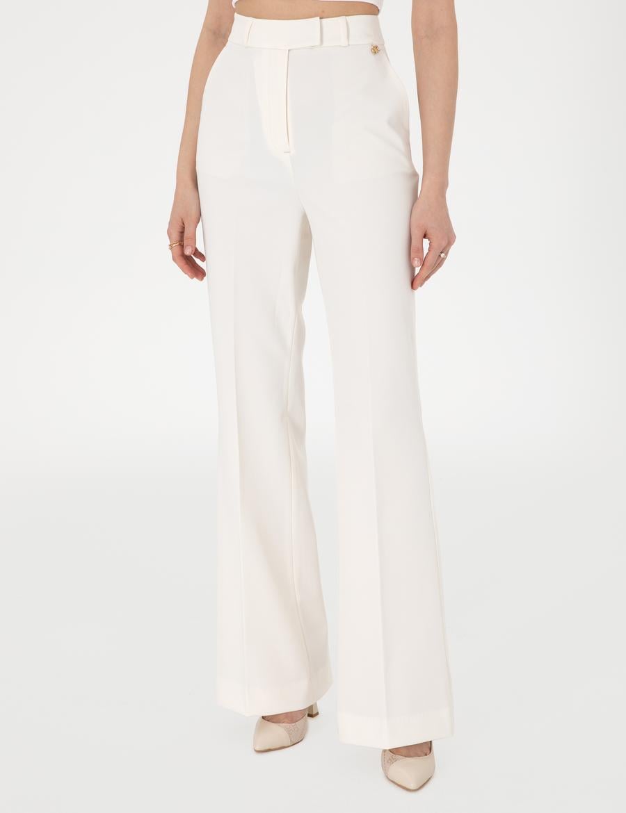 Beyaz Flare Fit Kumaş Pantolon