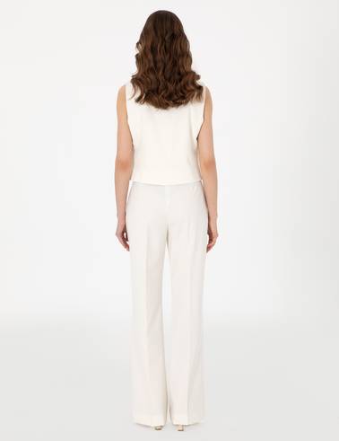 Beyaz Flare Fit Kumaş Pantolon