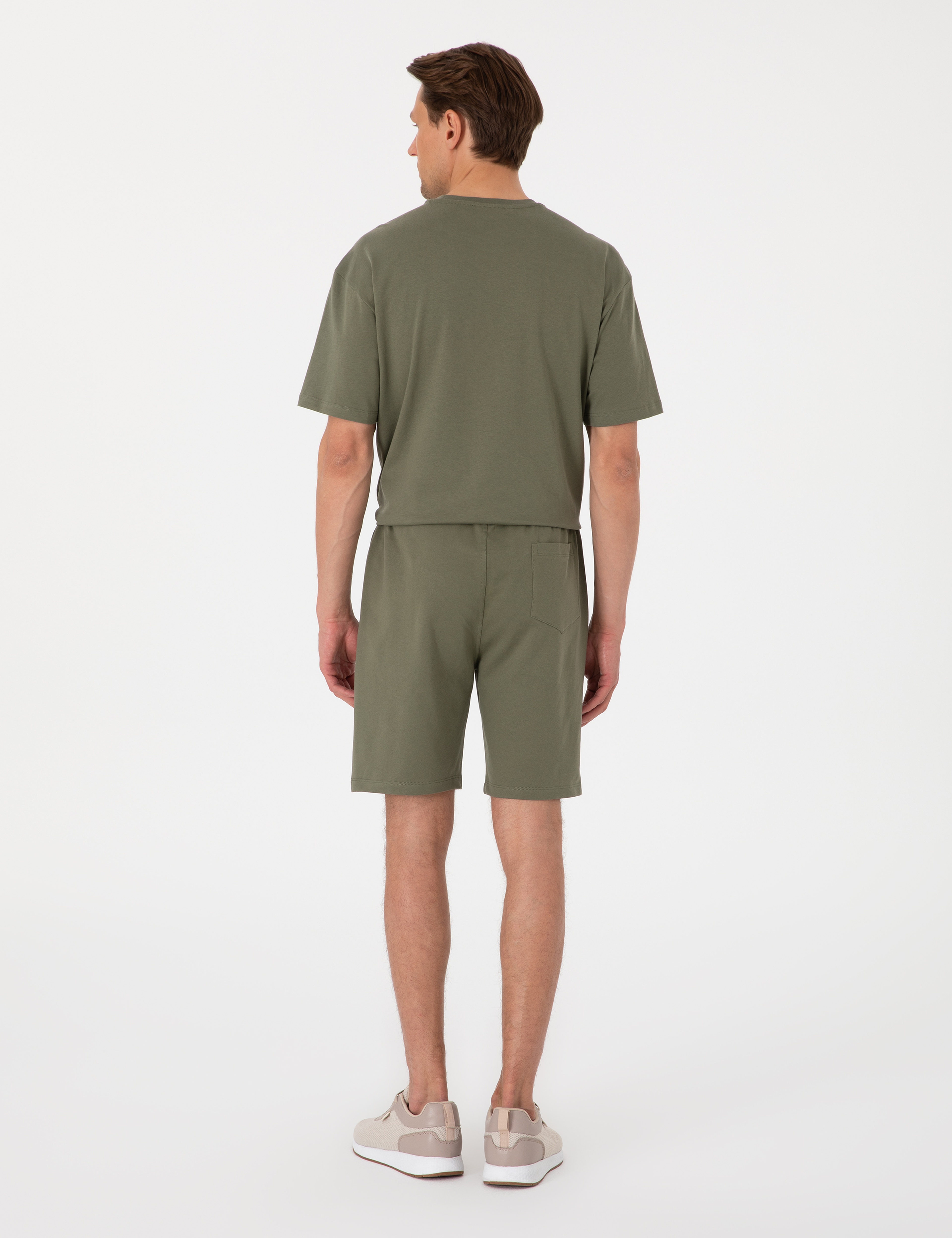 Haki Regular Fit Örme Şort - Image 4