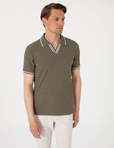 Haki Slim Fit Örme Dokulu Apaş Yaka Tişört