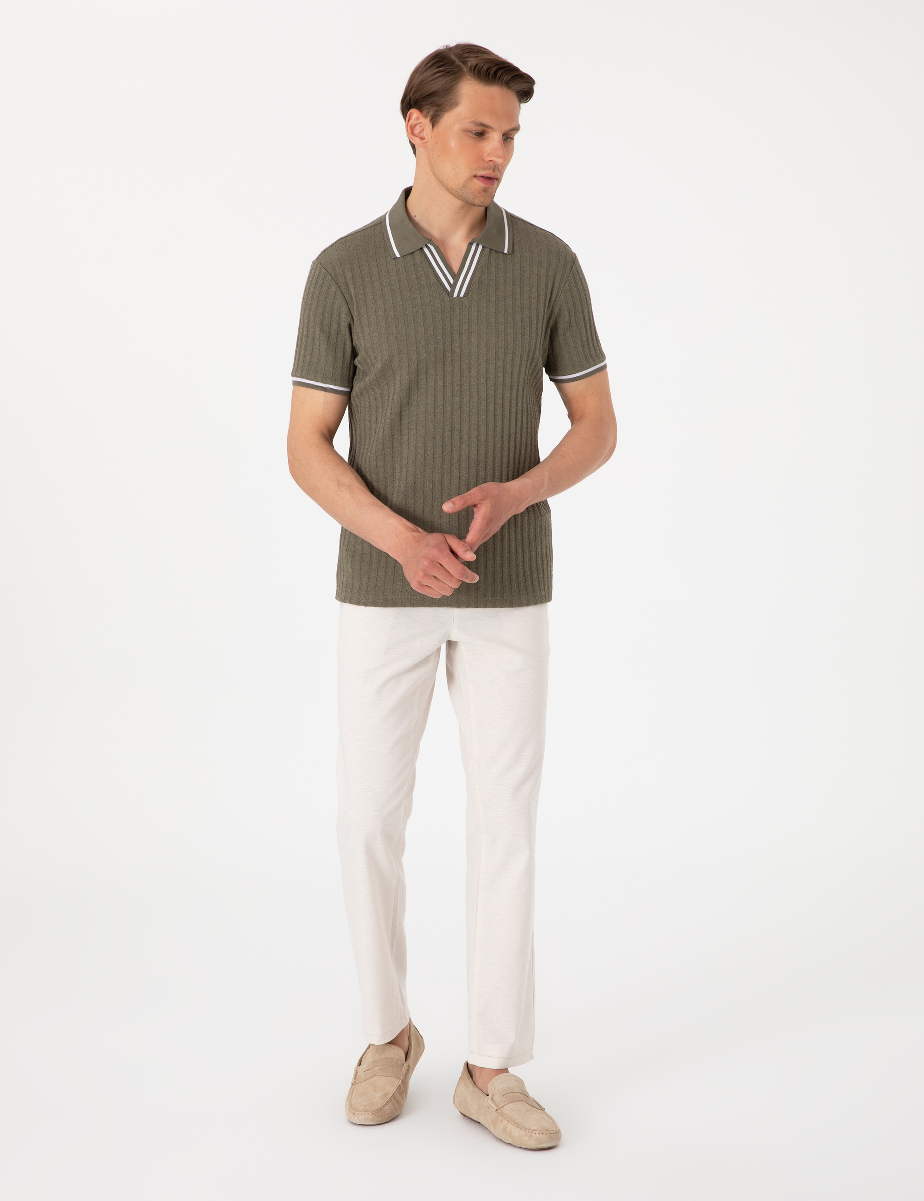 Haki Slim Fit Örme Dokulu Apaş Yaka Tişört - Image 4
