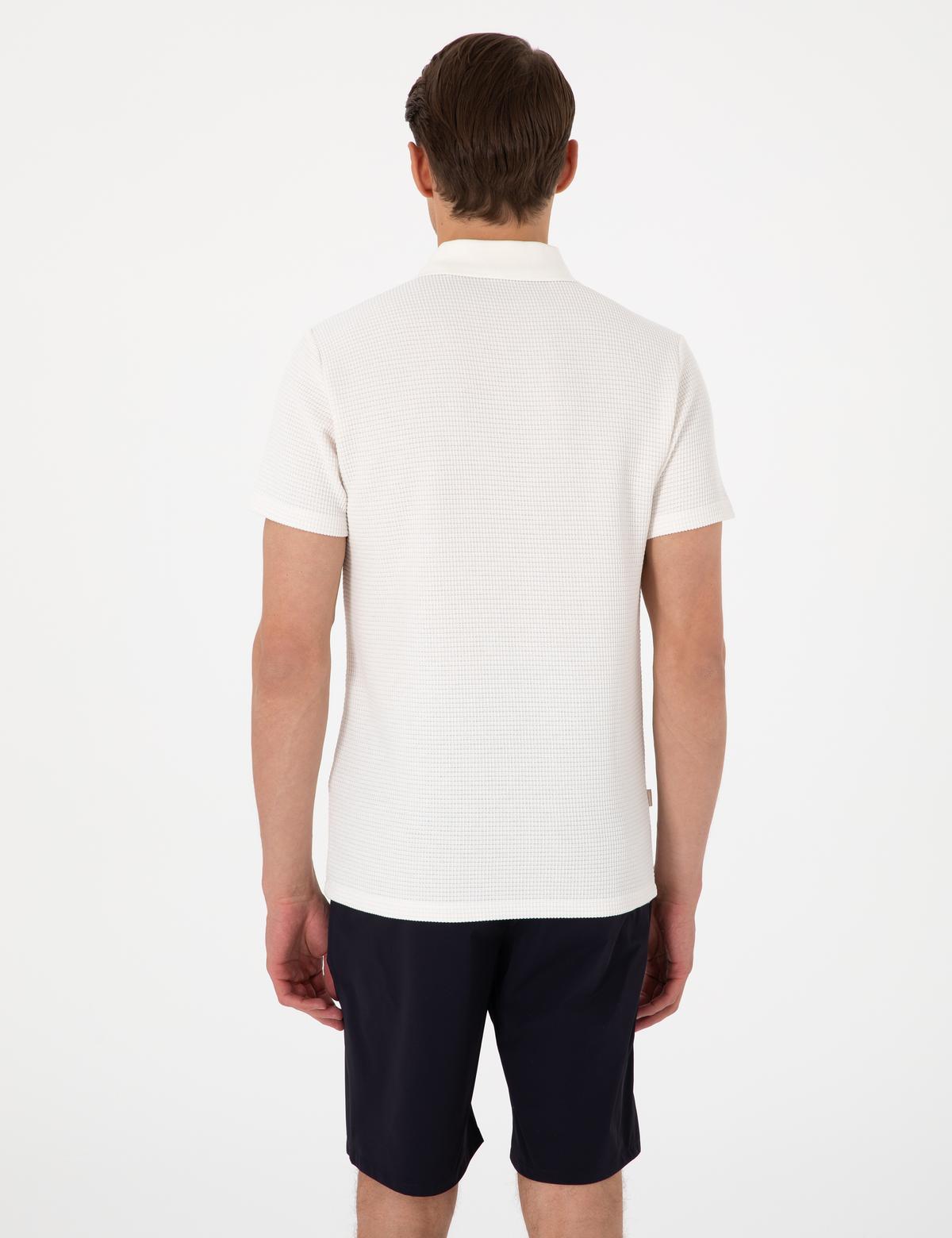 Ekru Slim Fit Örme Dokulu Polo Yaka Tişört - 50310202001