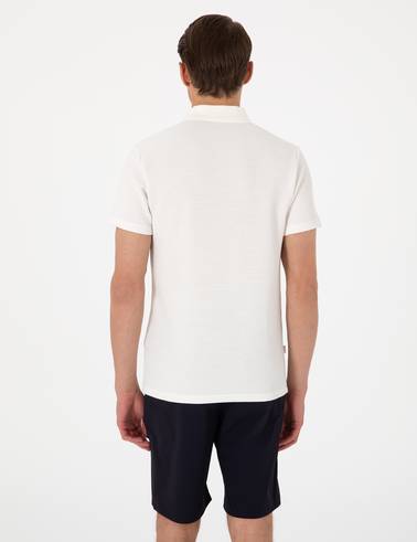 Ekru Slim Fit Örme Dokulu Polo Yaka Tişört