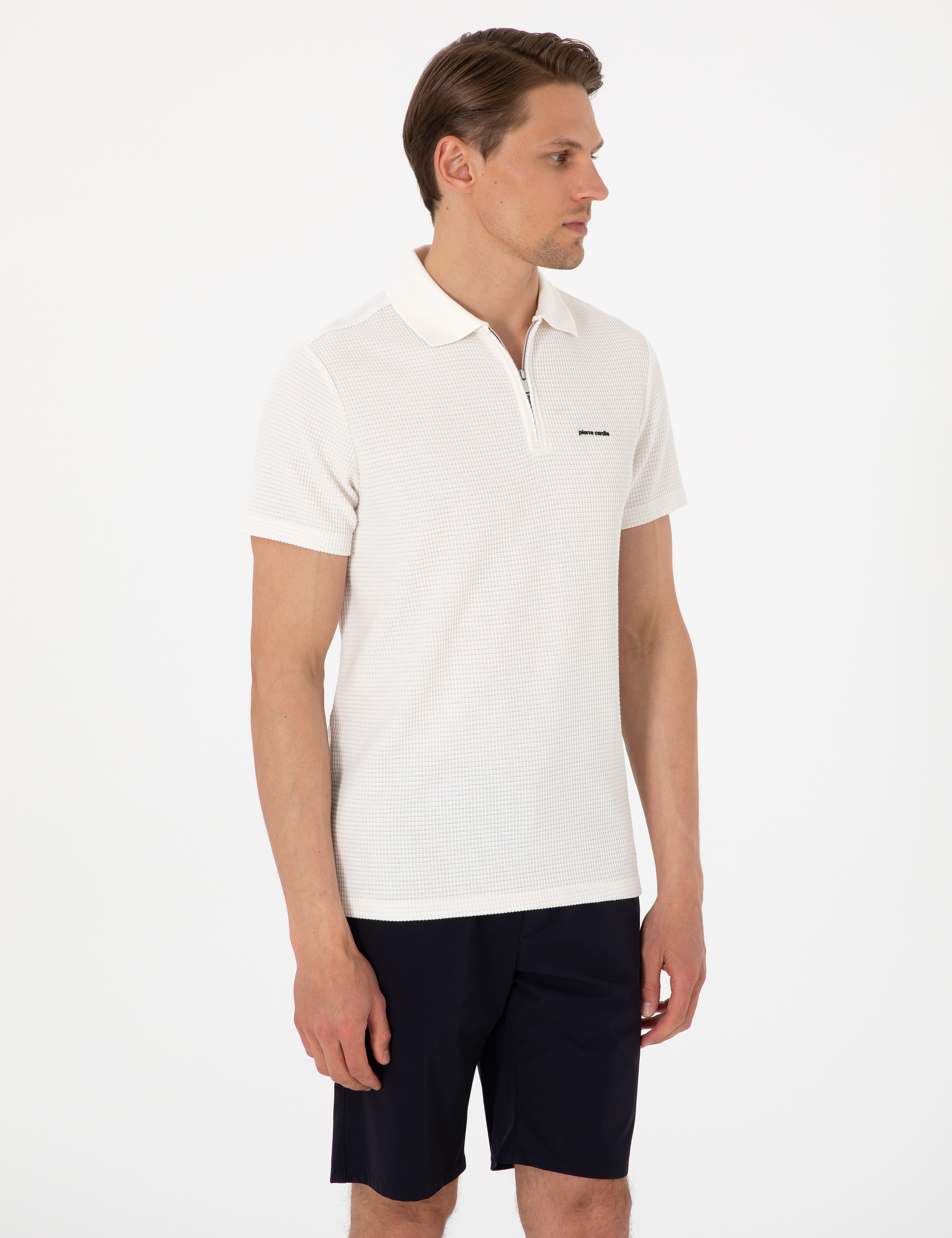 Ekru Slim Fit Örme Dokulu Polo Yaka Tişört