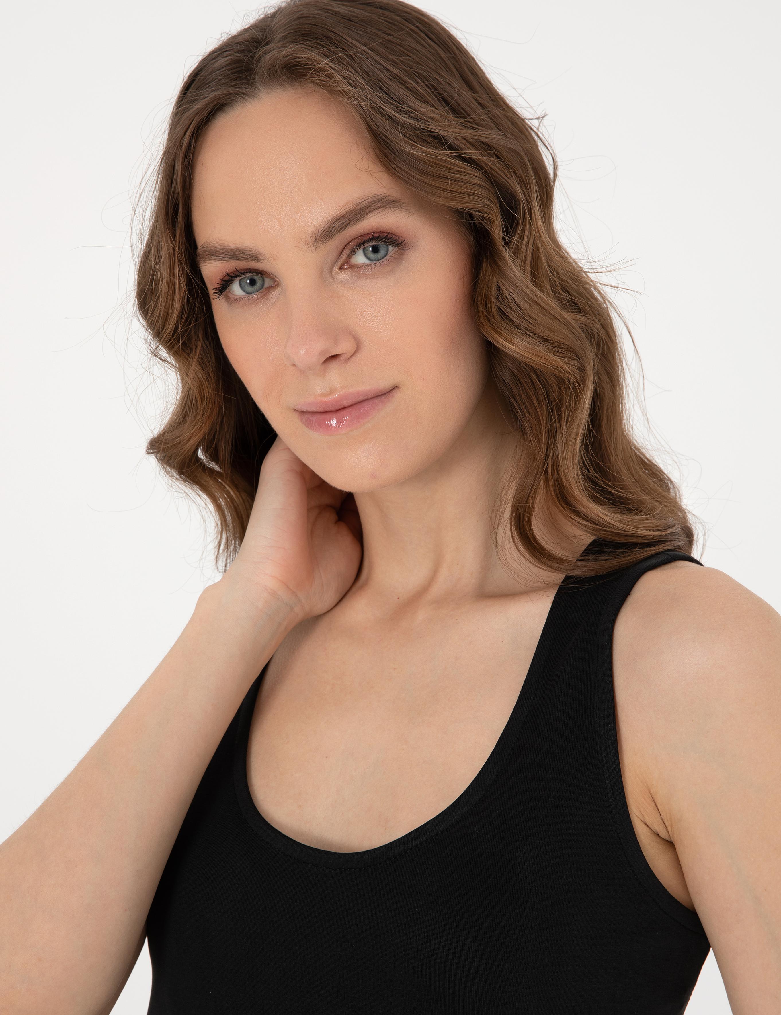 Siyah Comfort Fit Tişört