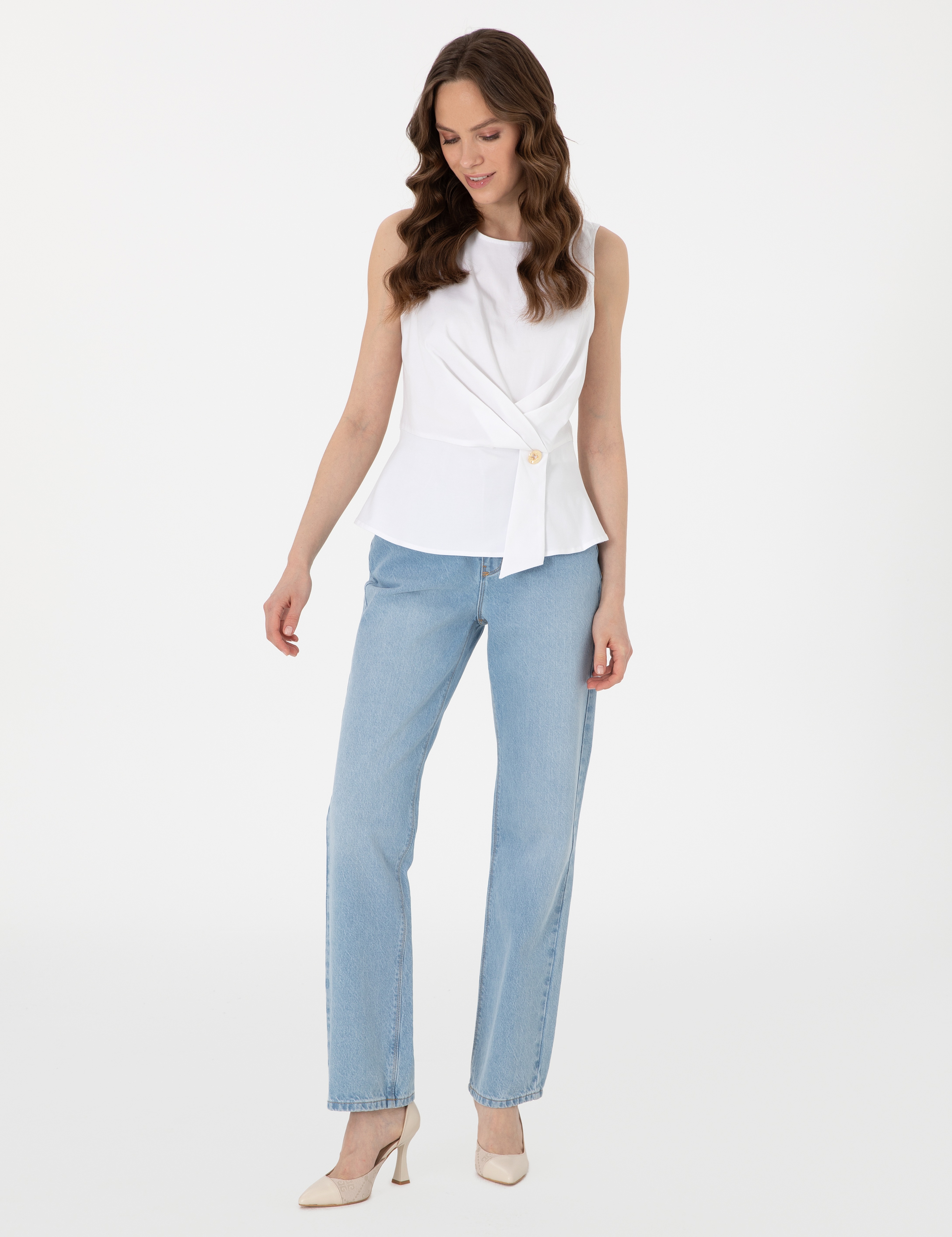 Beyaz Slim Fit Bluz - Image 4
