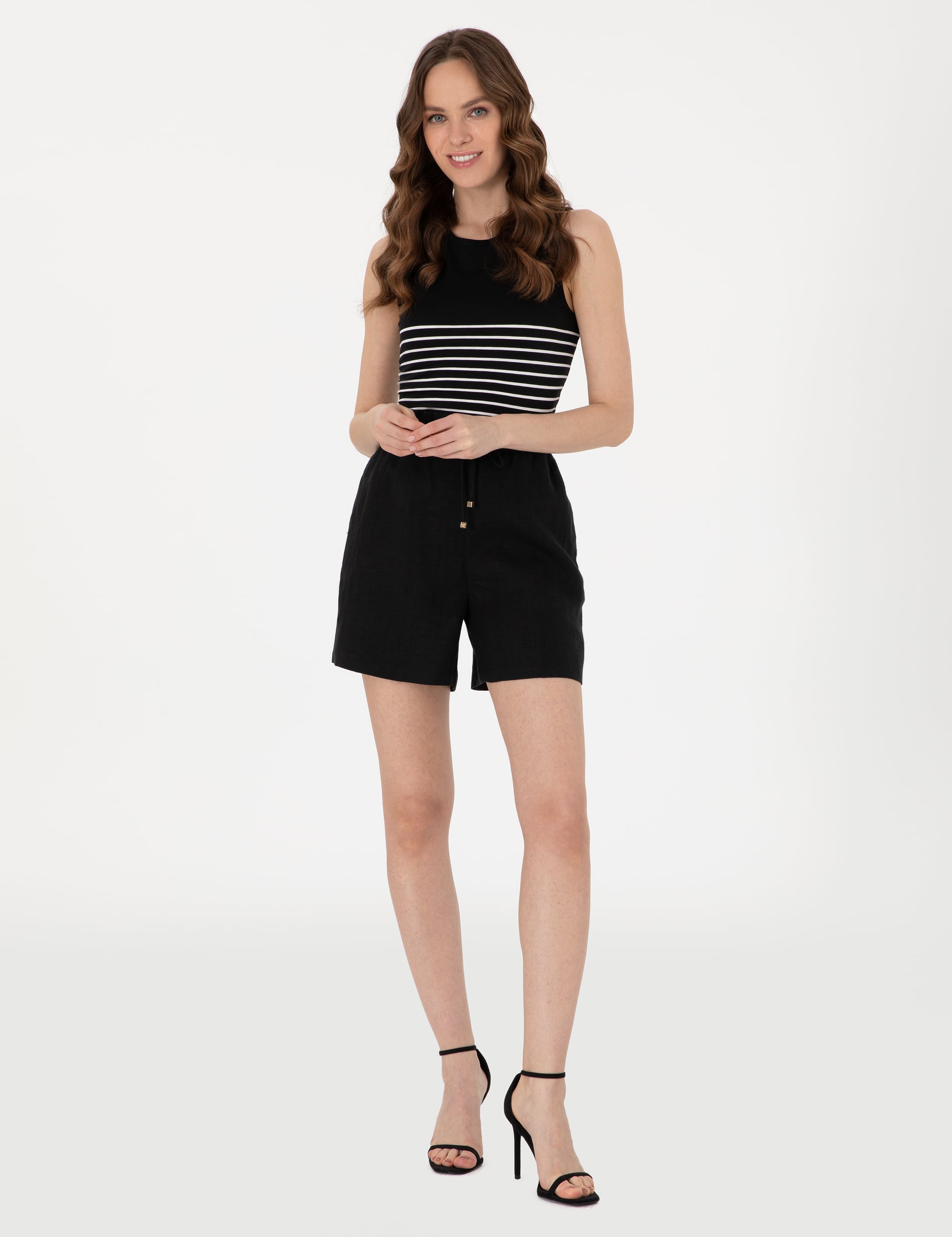 Siyah Comfort Fit Keten Bermuda Şort