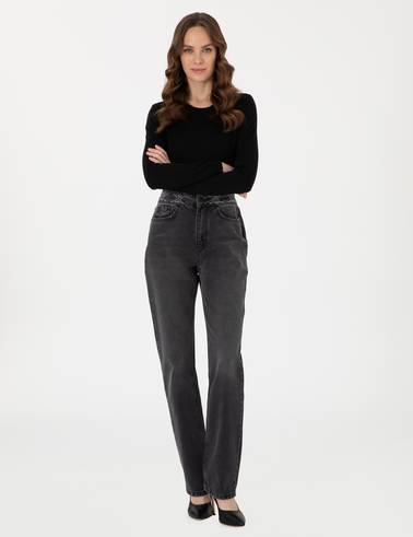 Siyah Slim Fit Bisiklet Yaka Basic Kazak