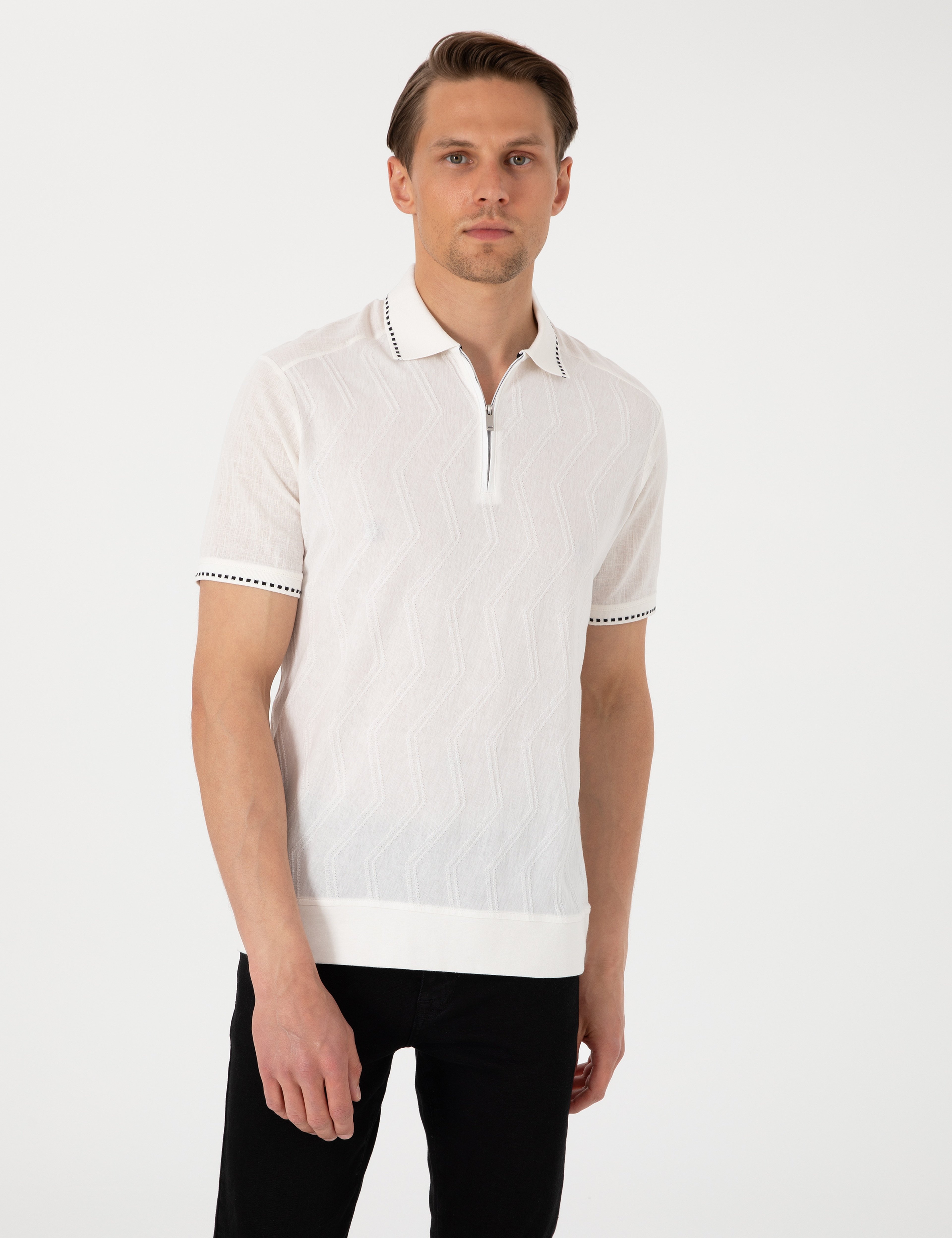 Beyaz Regular Fit Tişört - Image 1