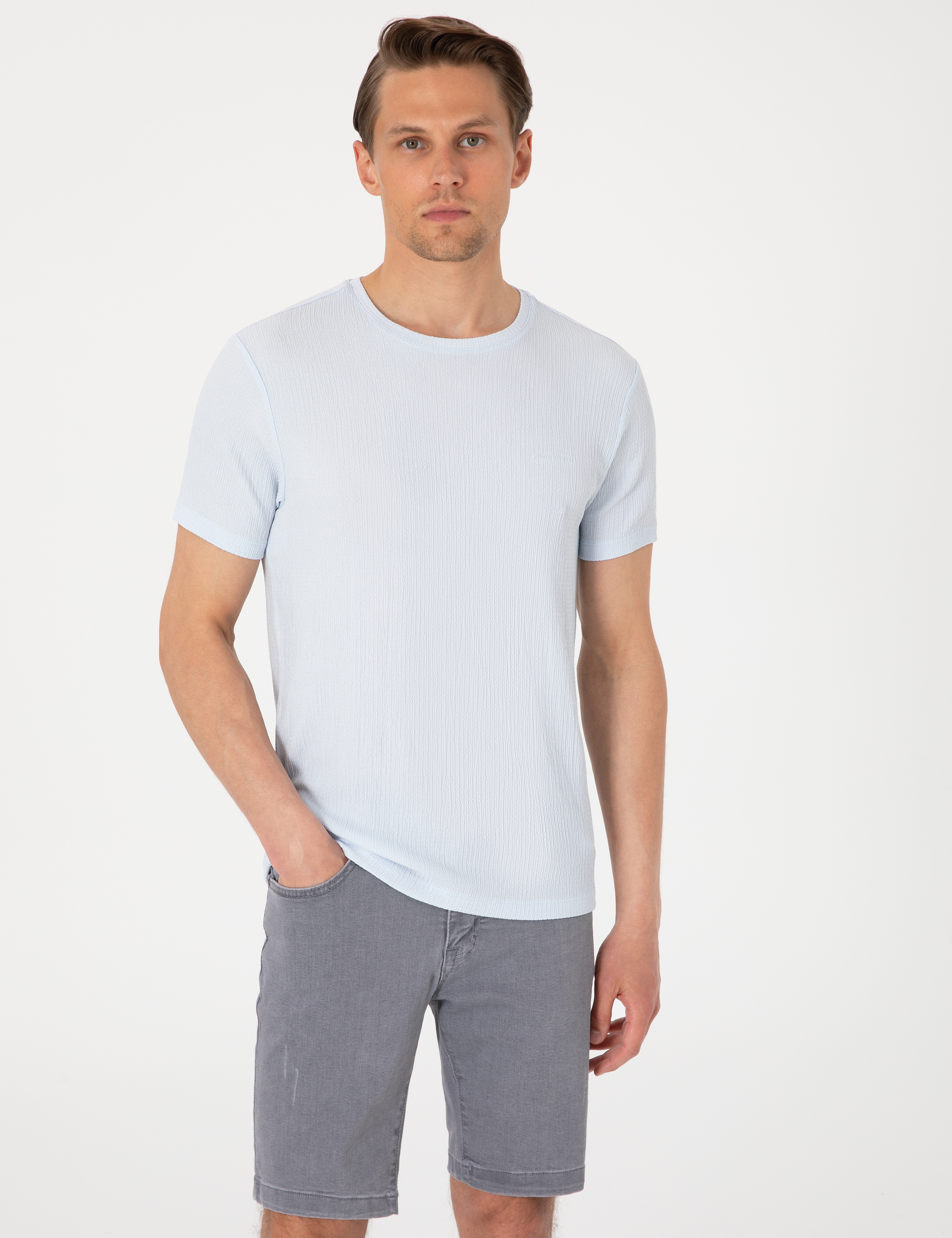 Açık Mavi Slim Fit Tişört - Image 1