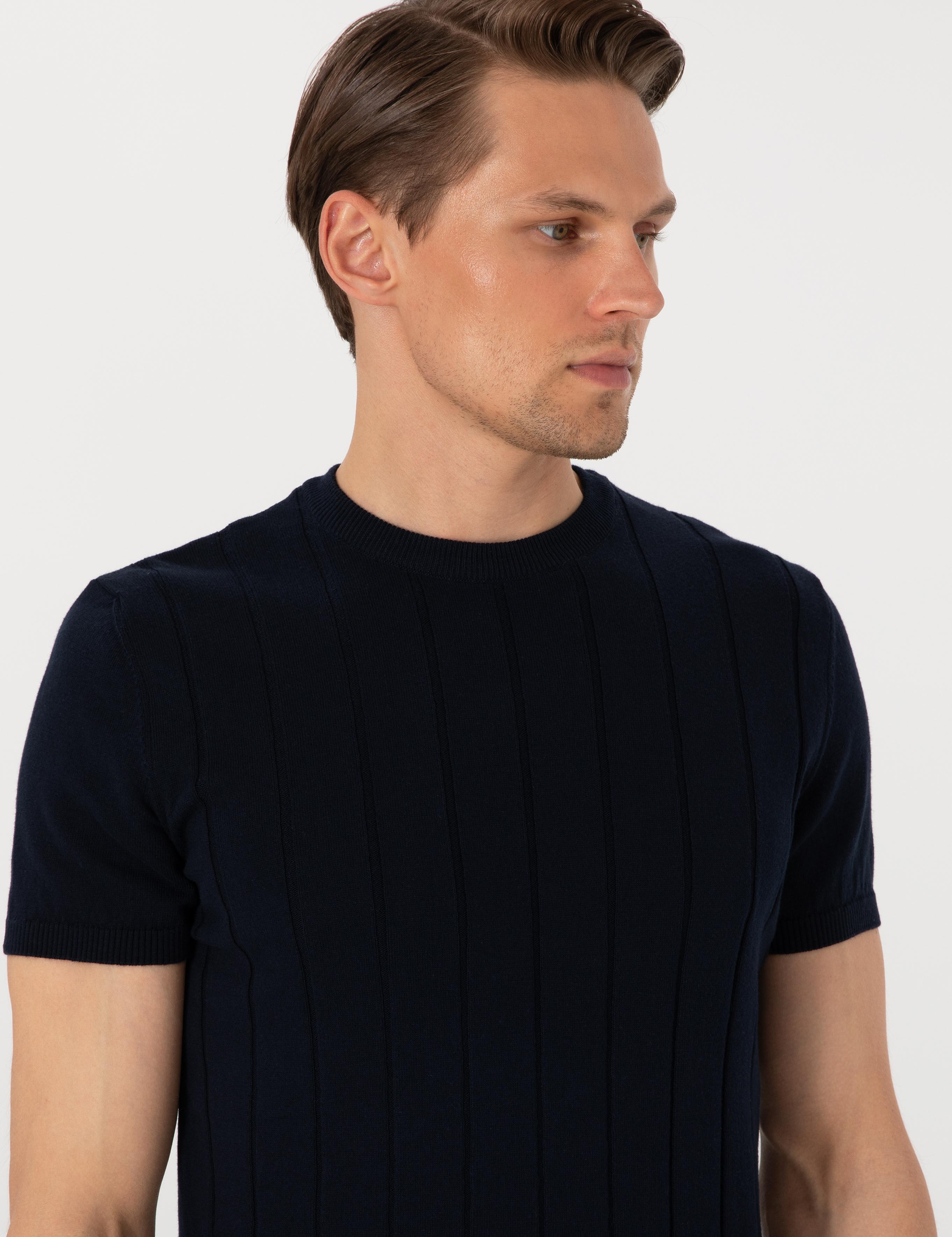 Lacivert Slim Fit %100 Pamuk Bisiklet Yaka Triko Tişört