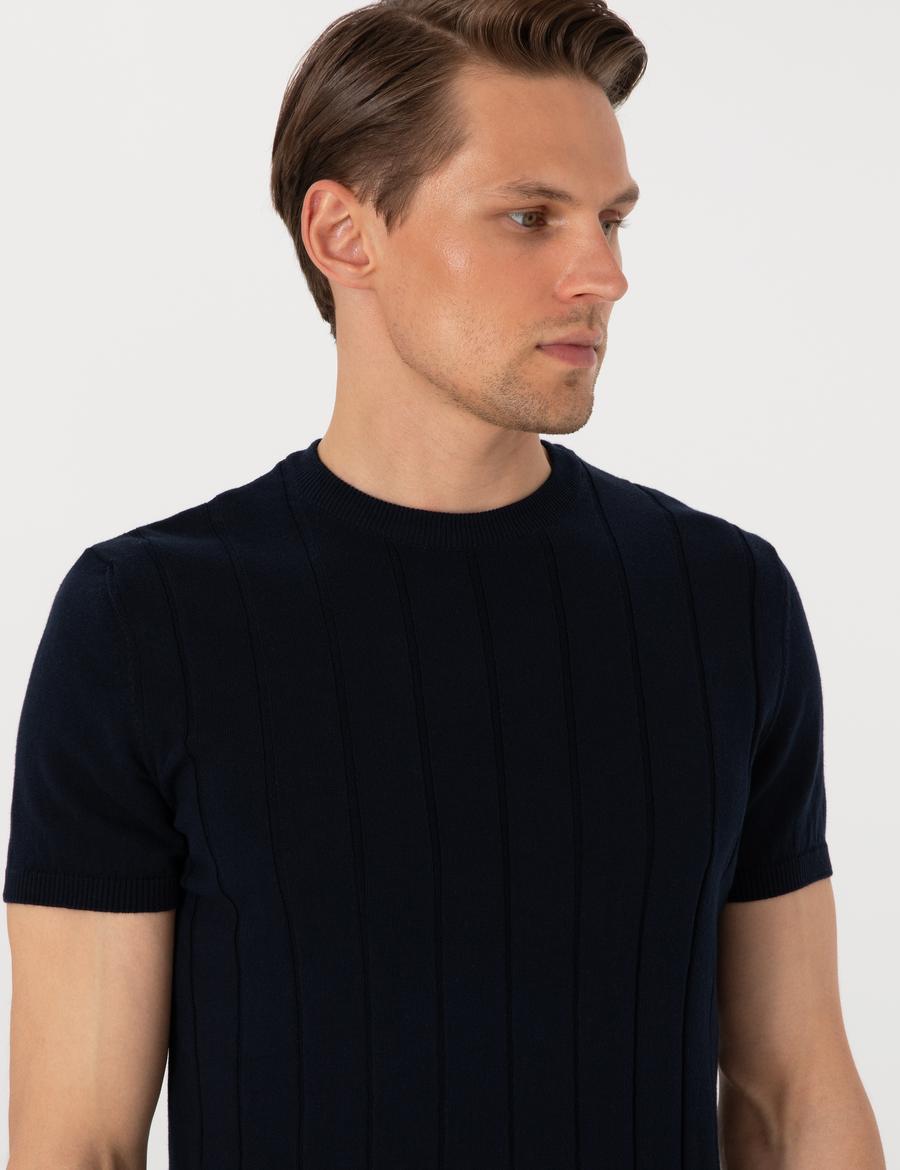 Lacivert Slim Fit %100 Pamuk Bisiklet Yaka Triko Tişört