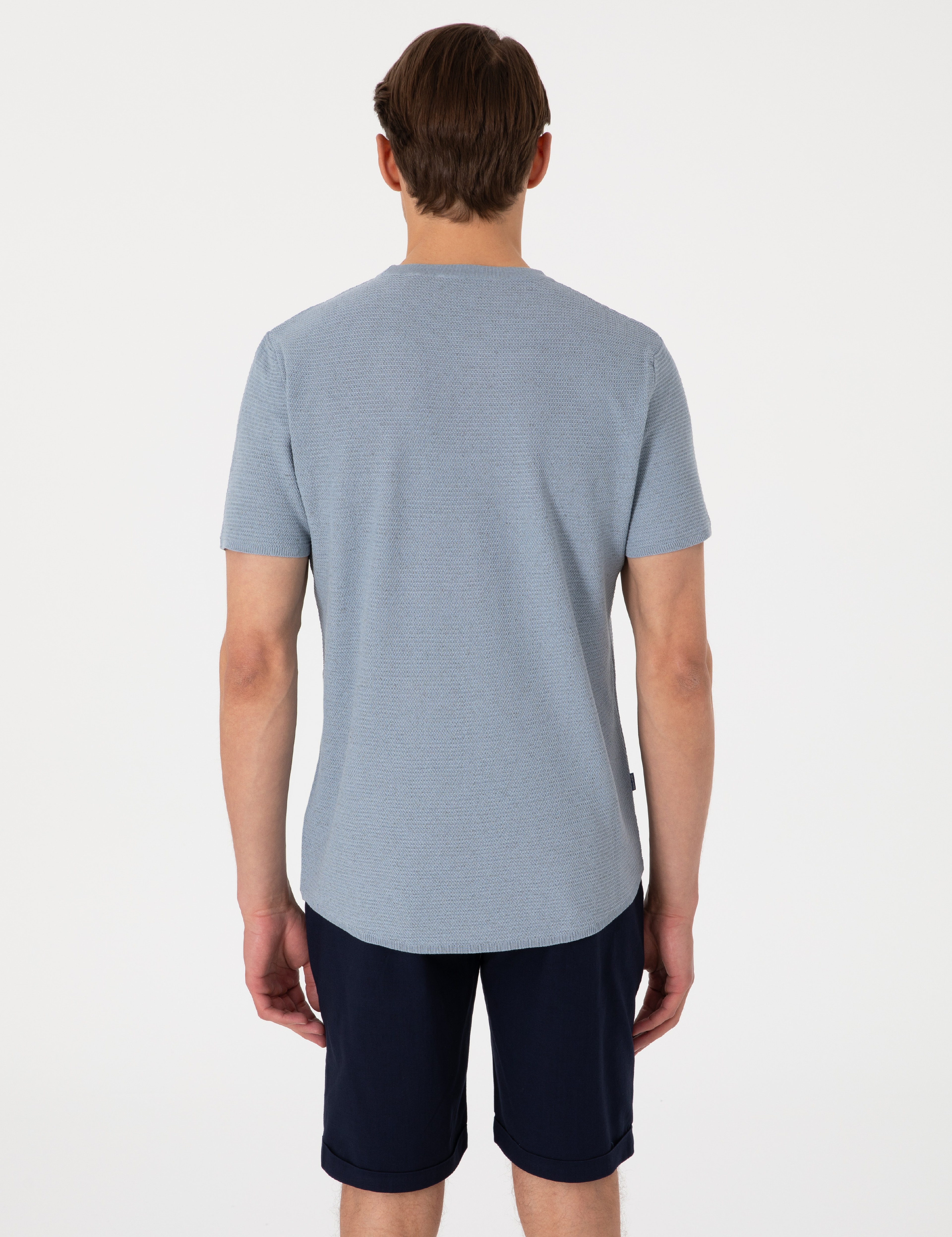 Mavi Slim Fit Keten Karışımlı Bisiklet Yaka Triko Tişört