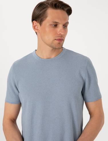 Mavi Slim Fit Keten Karışımlı Bisiklet Yaka Triko Tişört