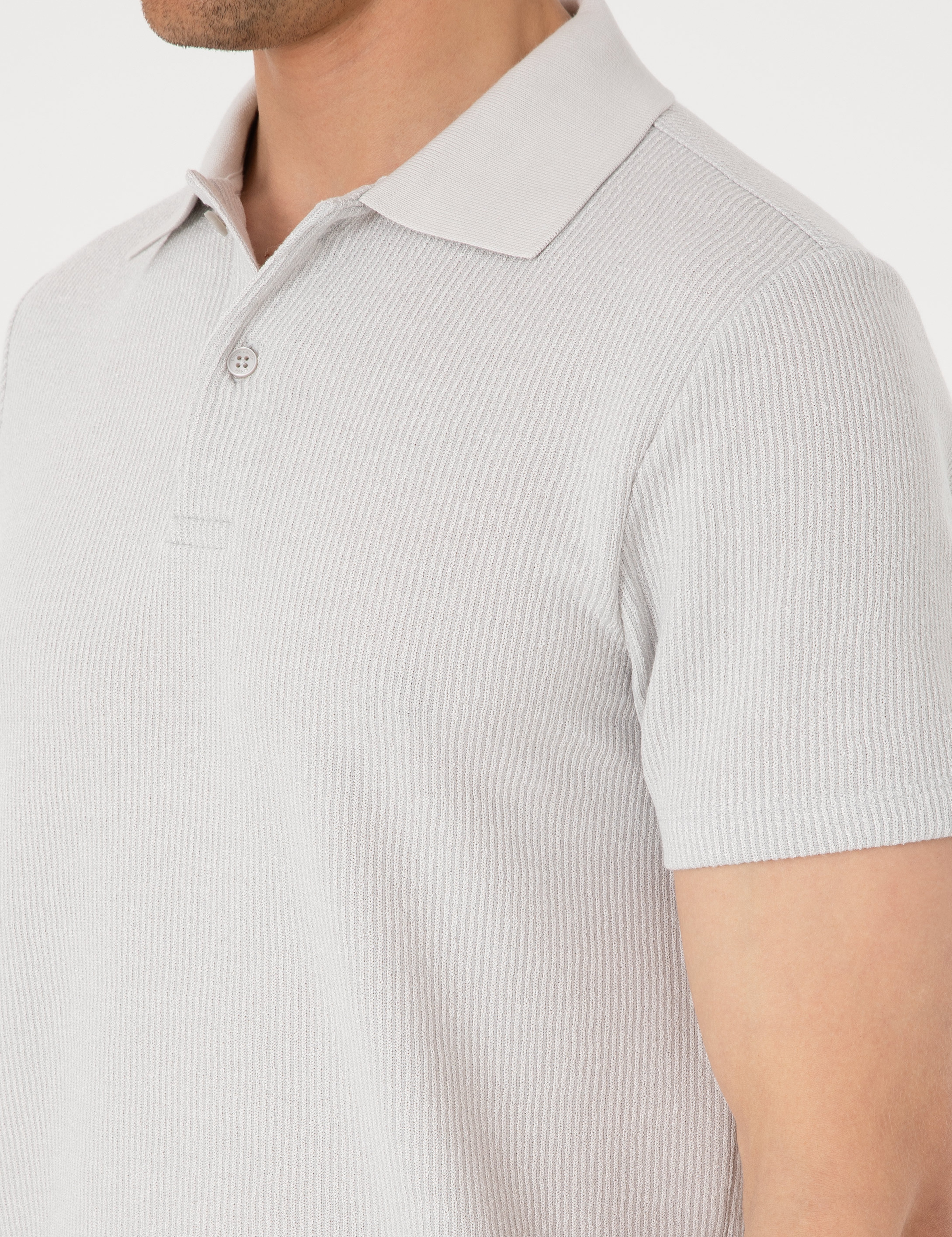 Gri Slim Fit Örme Dokulu Polo Yaka Tişört - Image 7
