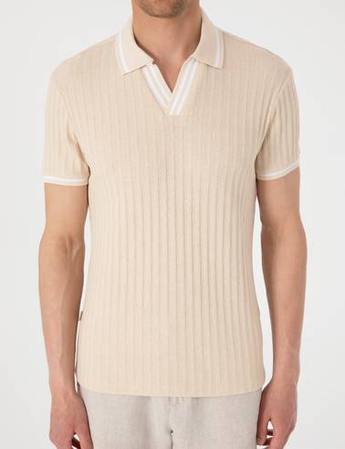 Bej Slim Fit Örme Dokulu Apaş Yaka Tişört