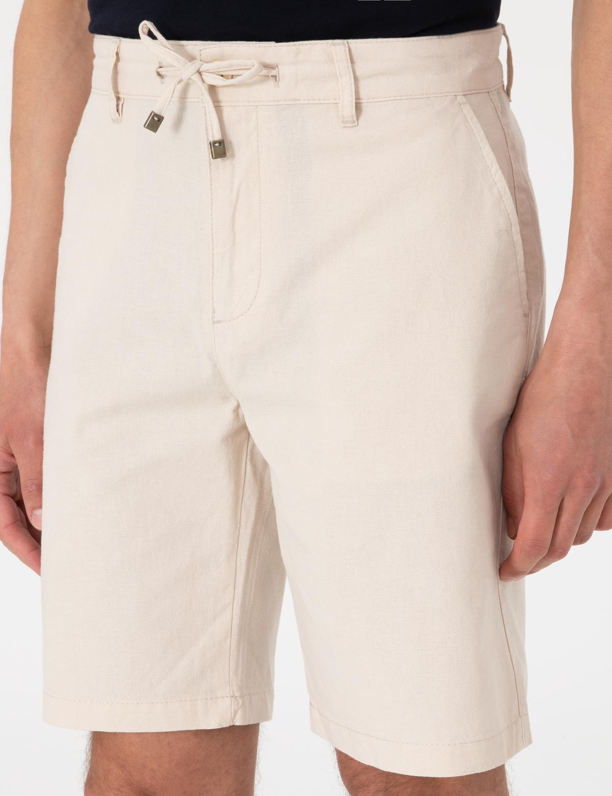 Bej Slim Fit Keten Karışımlı Beli Bağcıklı Dokuma Şort - 50308147002