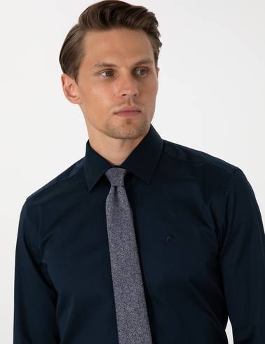 Lacivert %100 Pamuk Parlak Saten Slim Fit Uzun Kollu Basic Gömlek